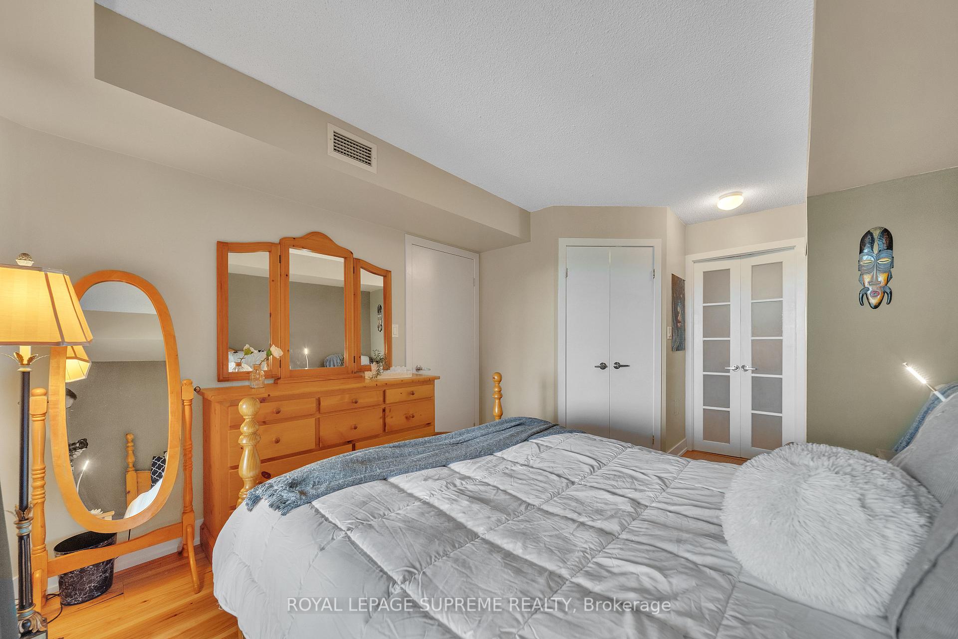550 Queens Quay W 416, Toronto C01 Unit: 416