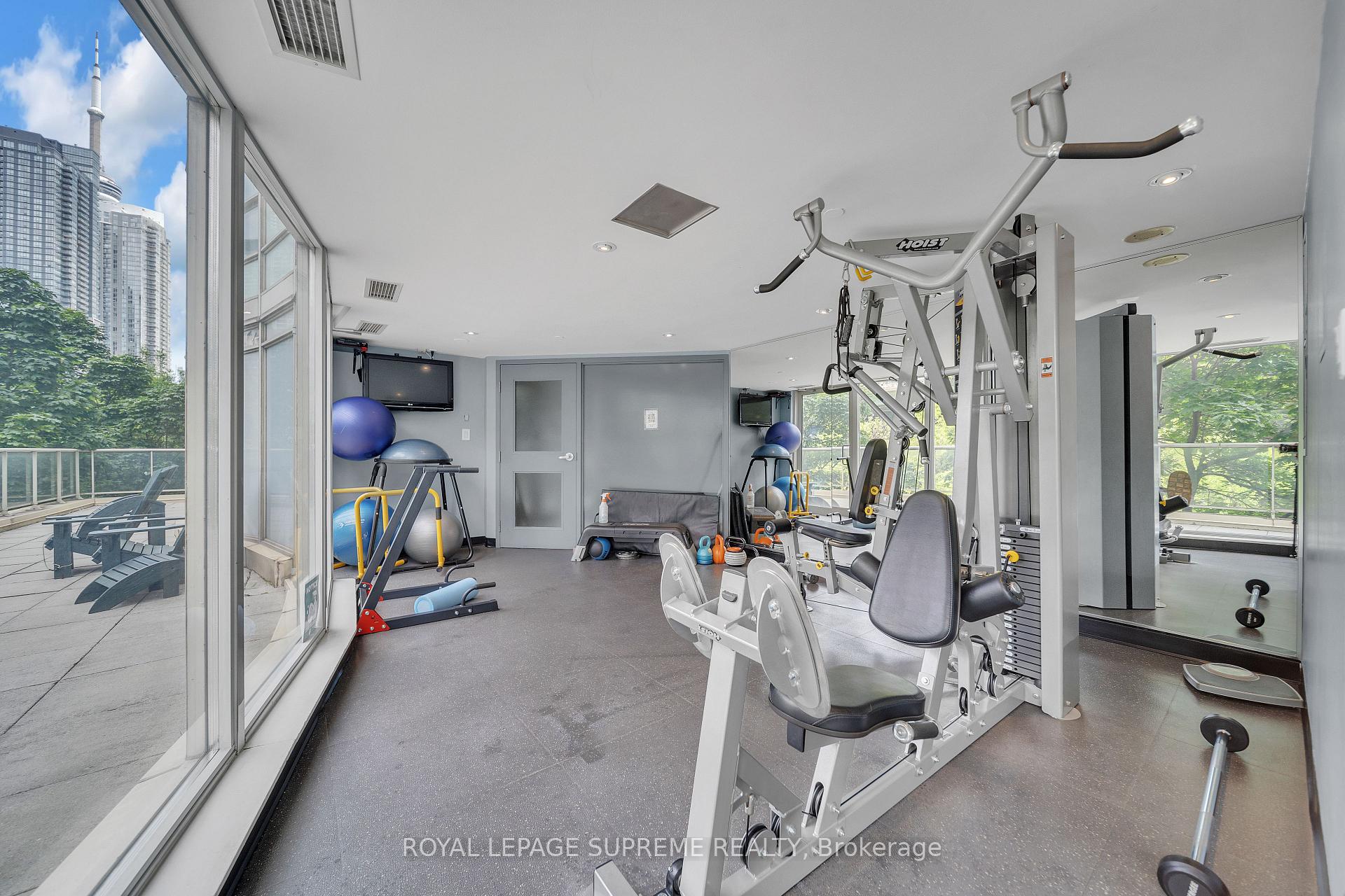 550 Queens Quay W 416, Toronto C01 Unit: 416