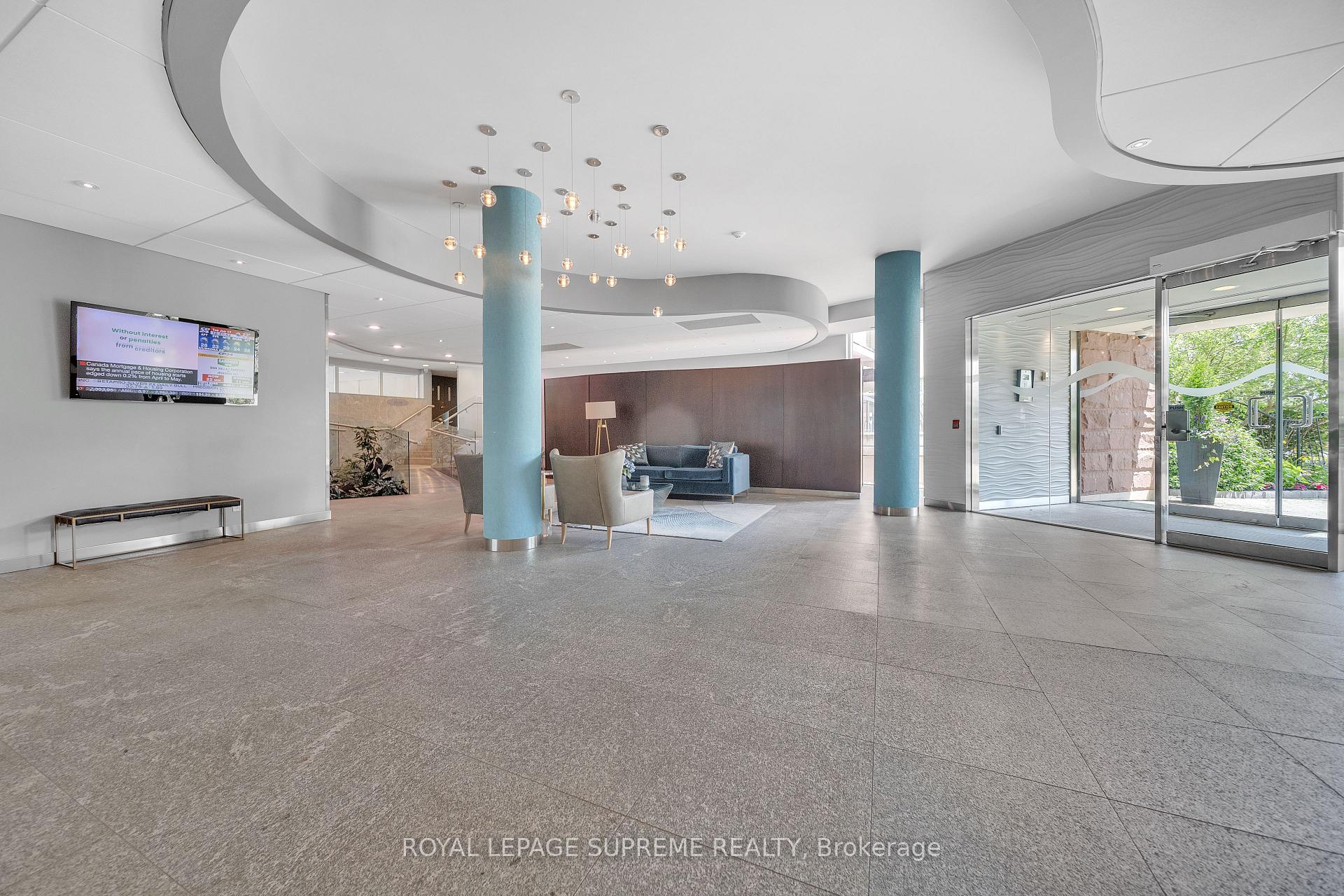 550 Queens Quay W 416, Toronto C01 Unit: 416