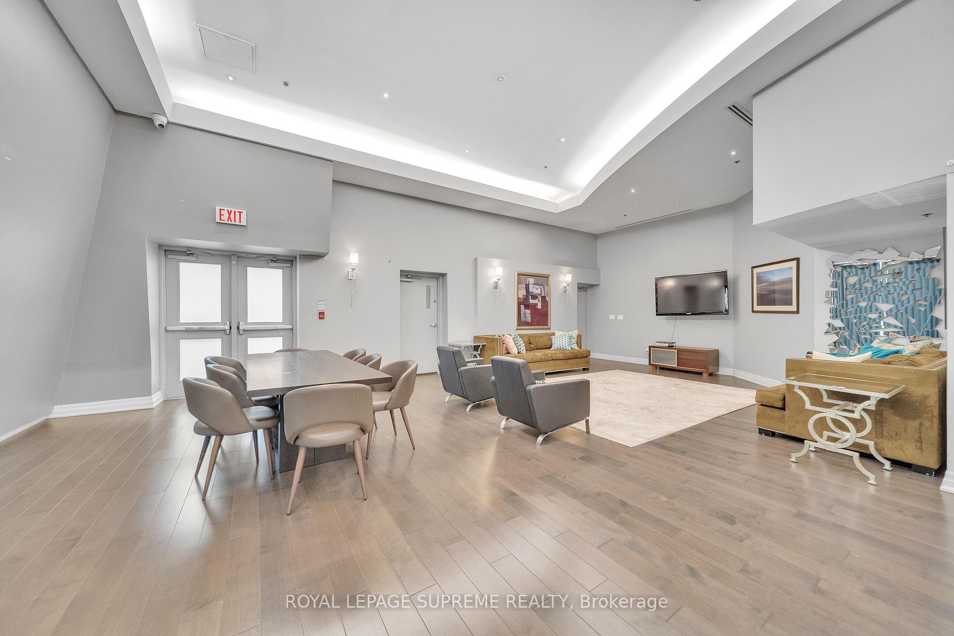 550 Queens Quay W 416, Toronto C01 Unit: 416