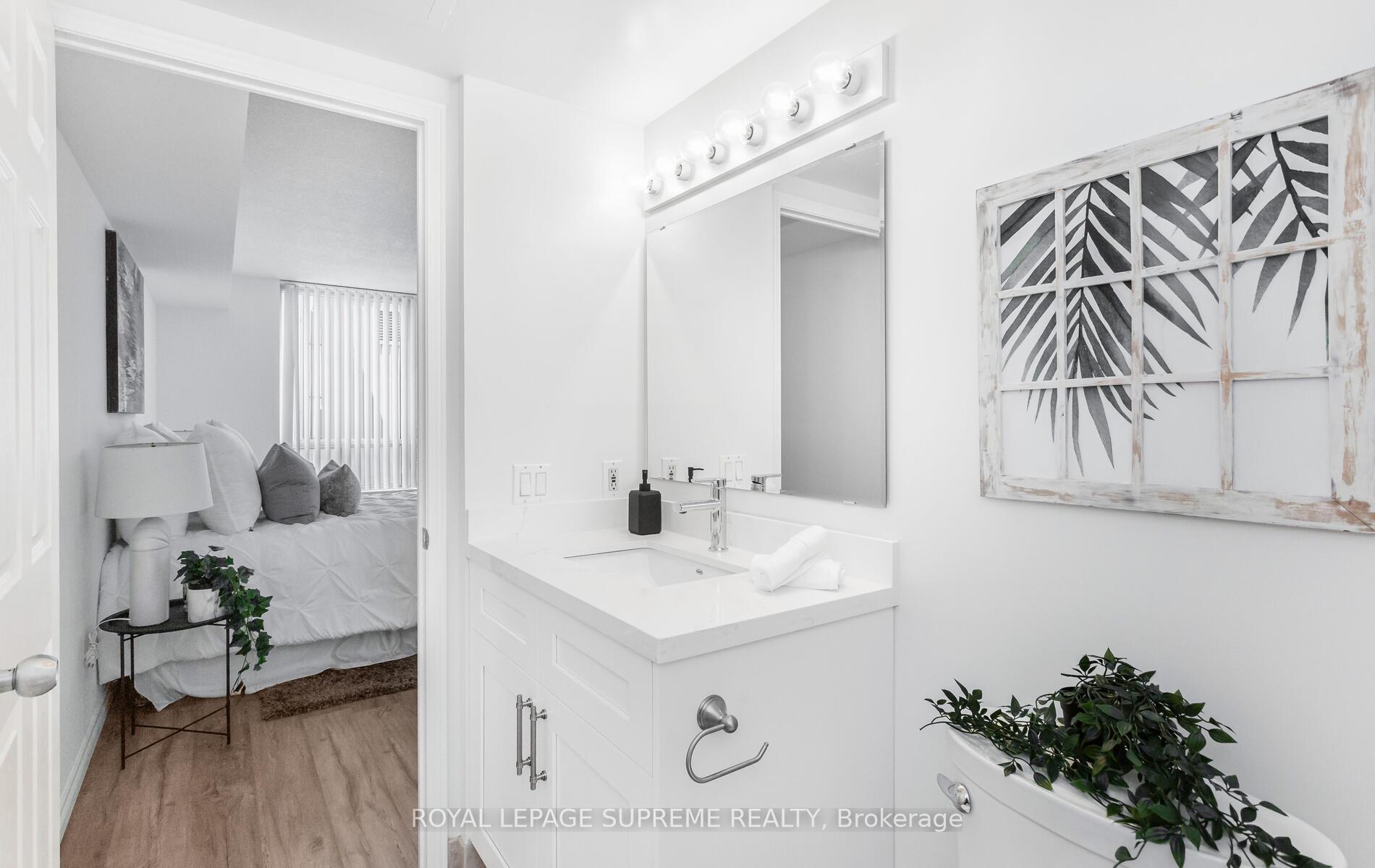 #502 - 35 Finch Avenue, Toronto Unit: 502
