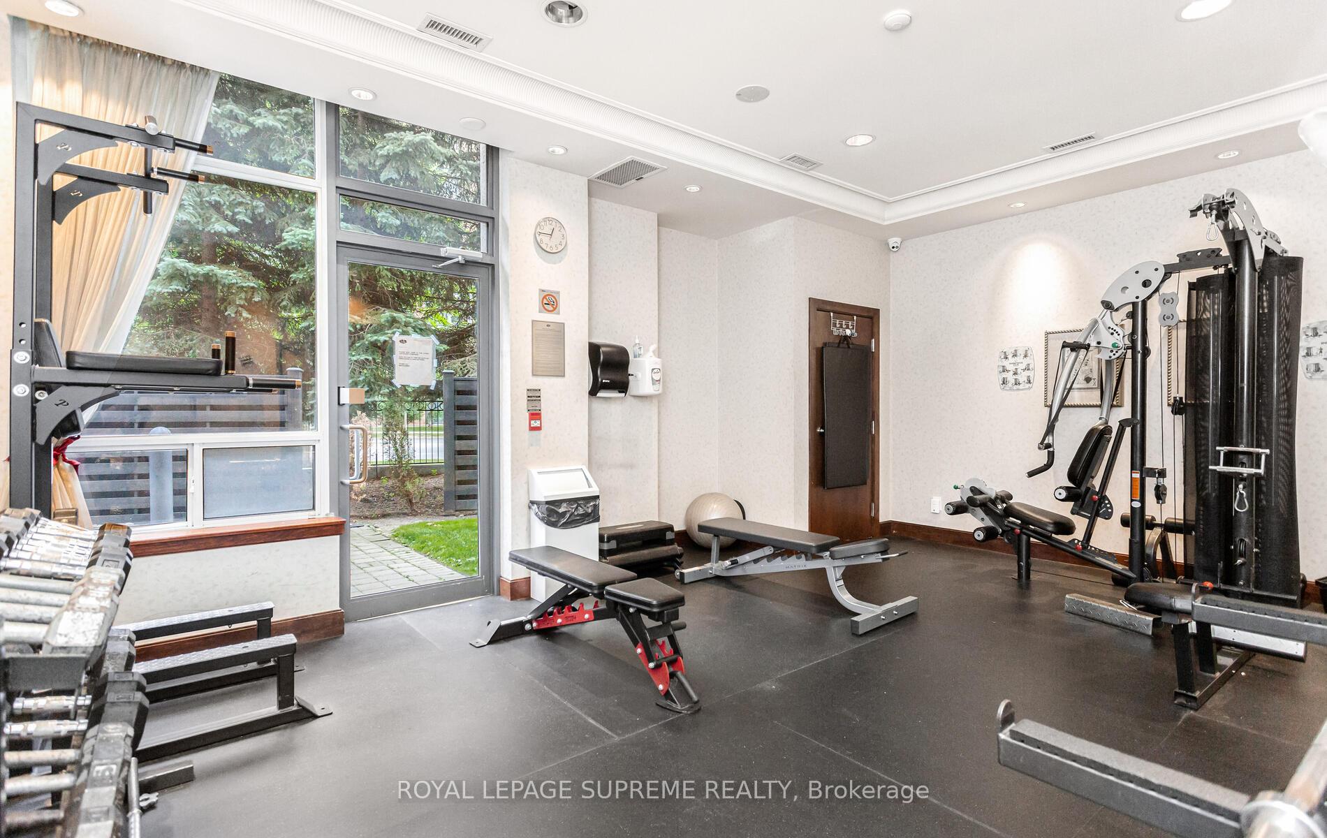 #502 - 35 Finch Avenue, Toronto Unit: 502