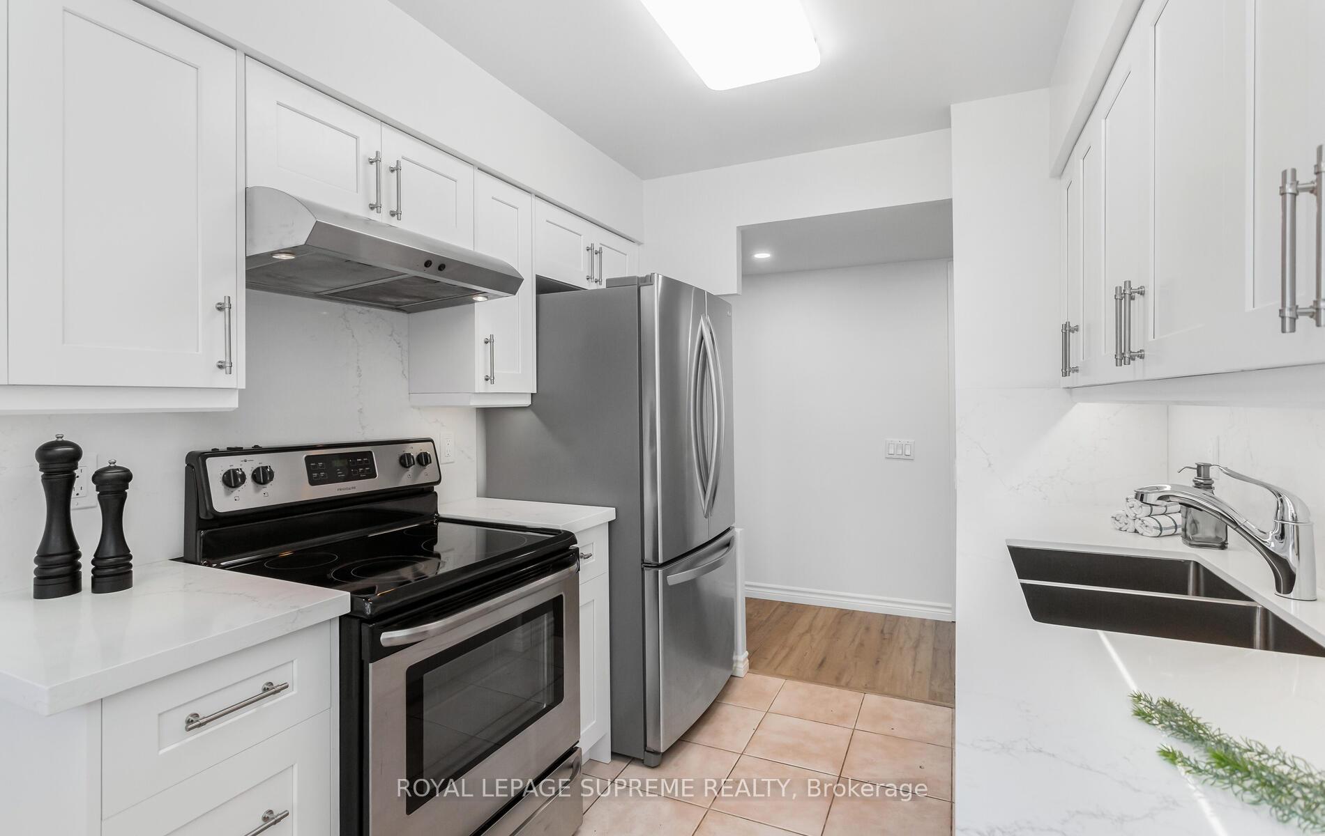 #502 - 35 Finch Avenue, Toronto Unit: 502