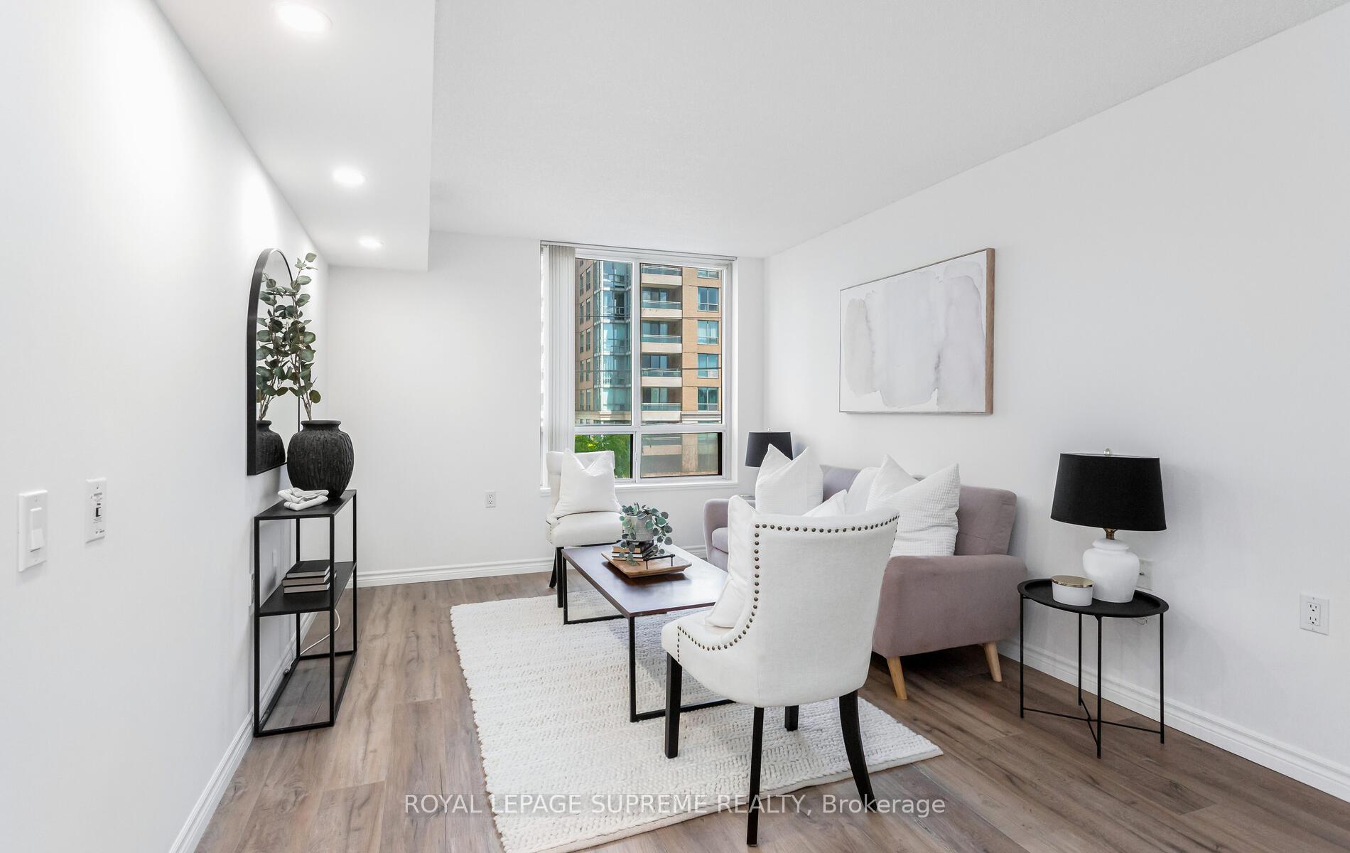 #502 - 35 Finch Avenue, Toronto Unit: 502