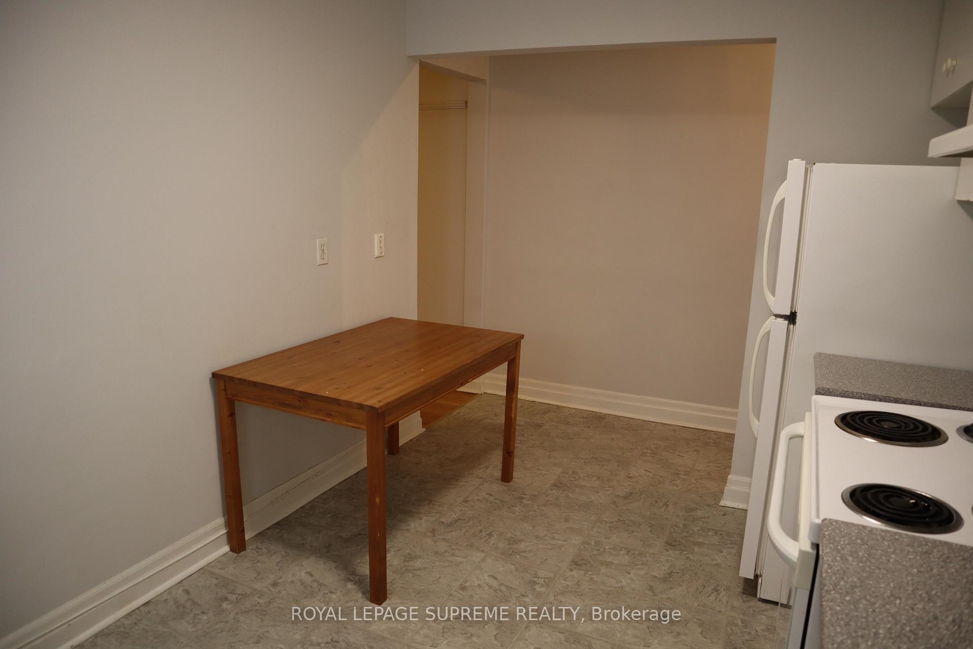 #2 - 526 Eglinton Avenue, Toronto Unit: 2