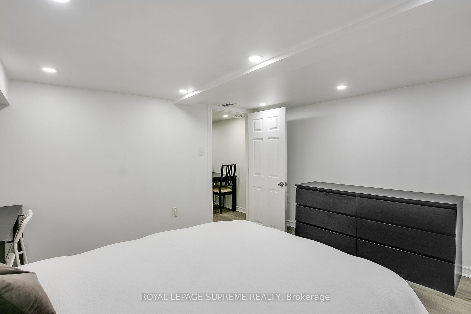 255 Howland Avenue Basement, Toronto C02 Unit: Basement