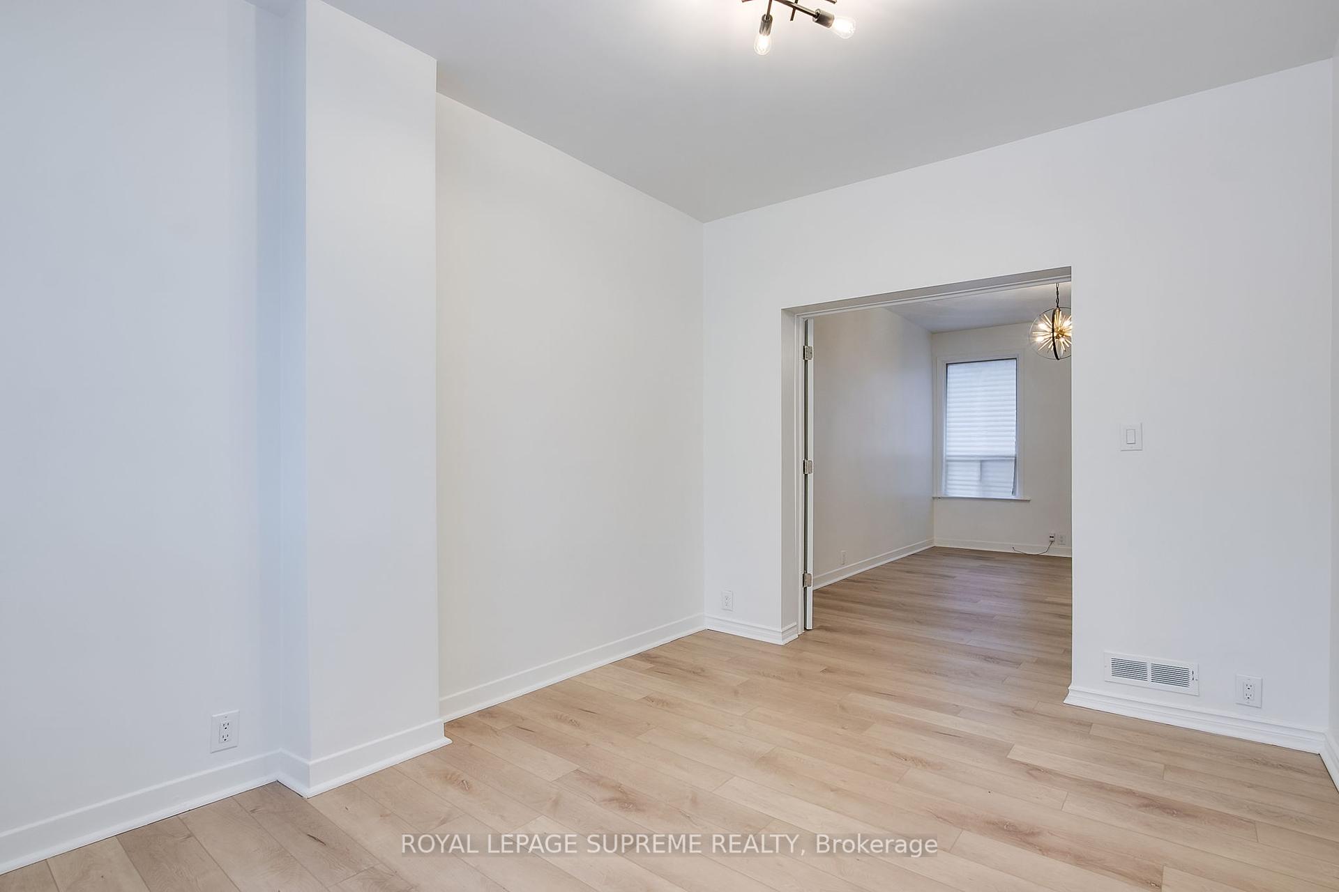 255 Howland Avenue Main, Toronto C02 Unit: Main