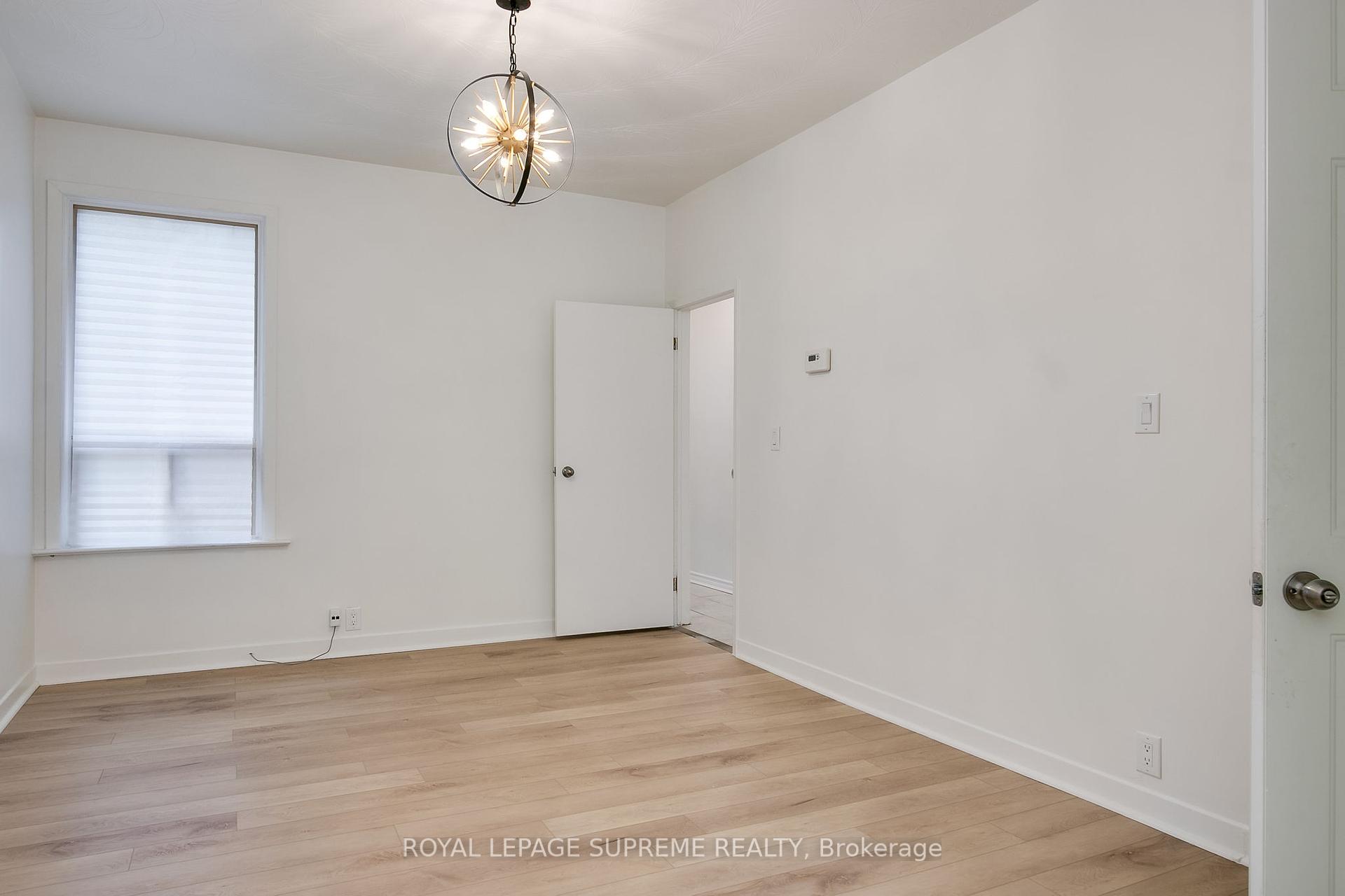 255 Howland Avenue Main, Toronto C02 Unit: Main