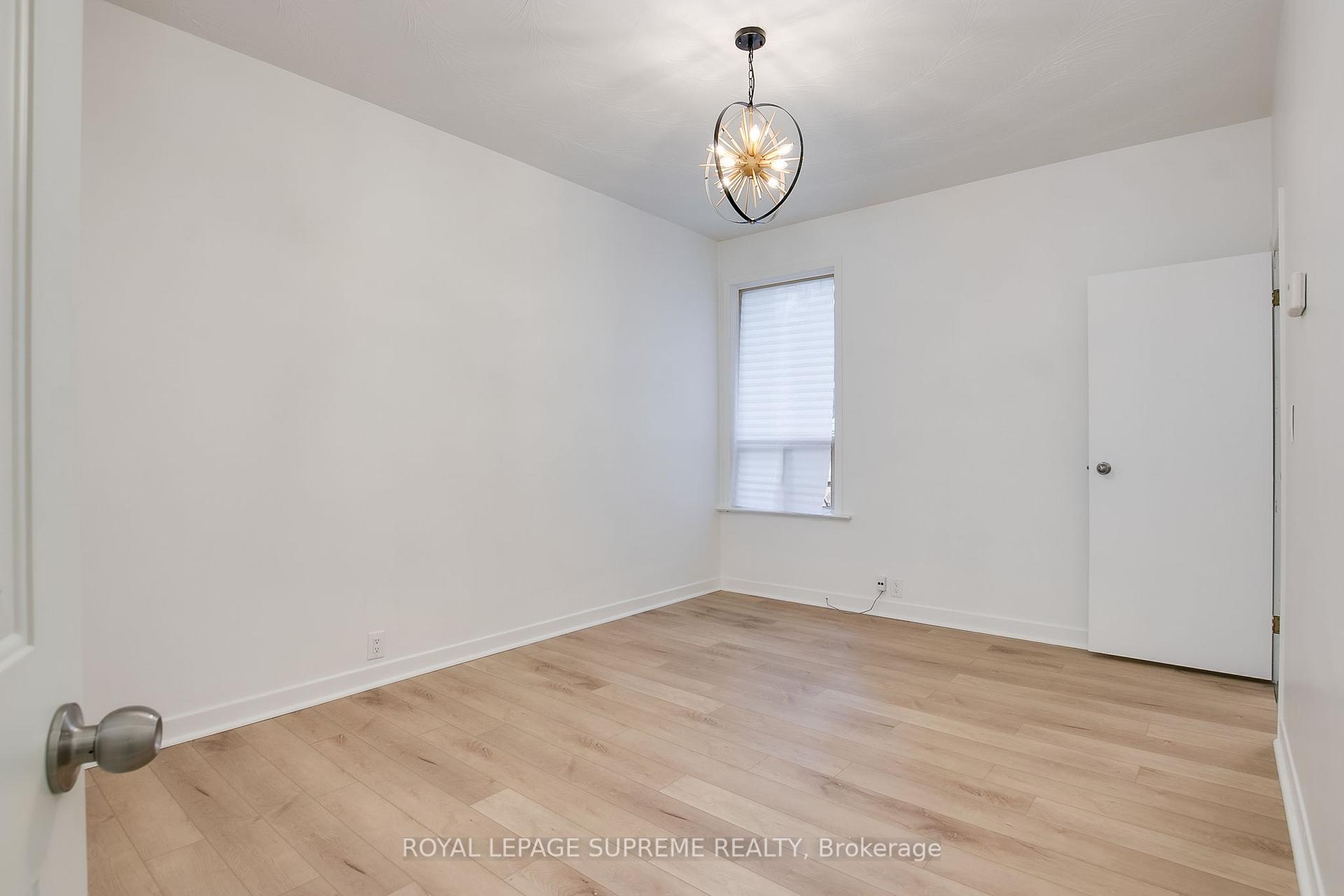 255 Howland Avenue Main, Toronto C02 Unit: Main