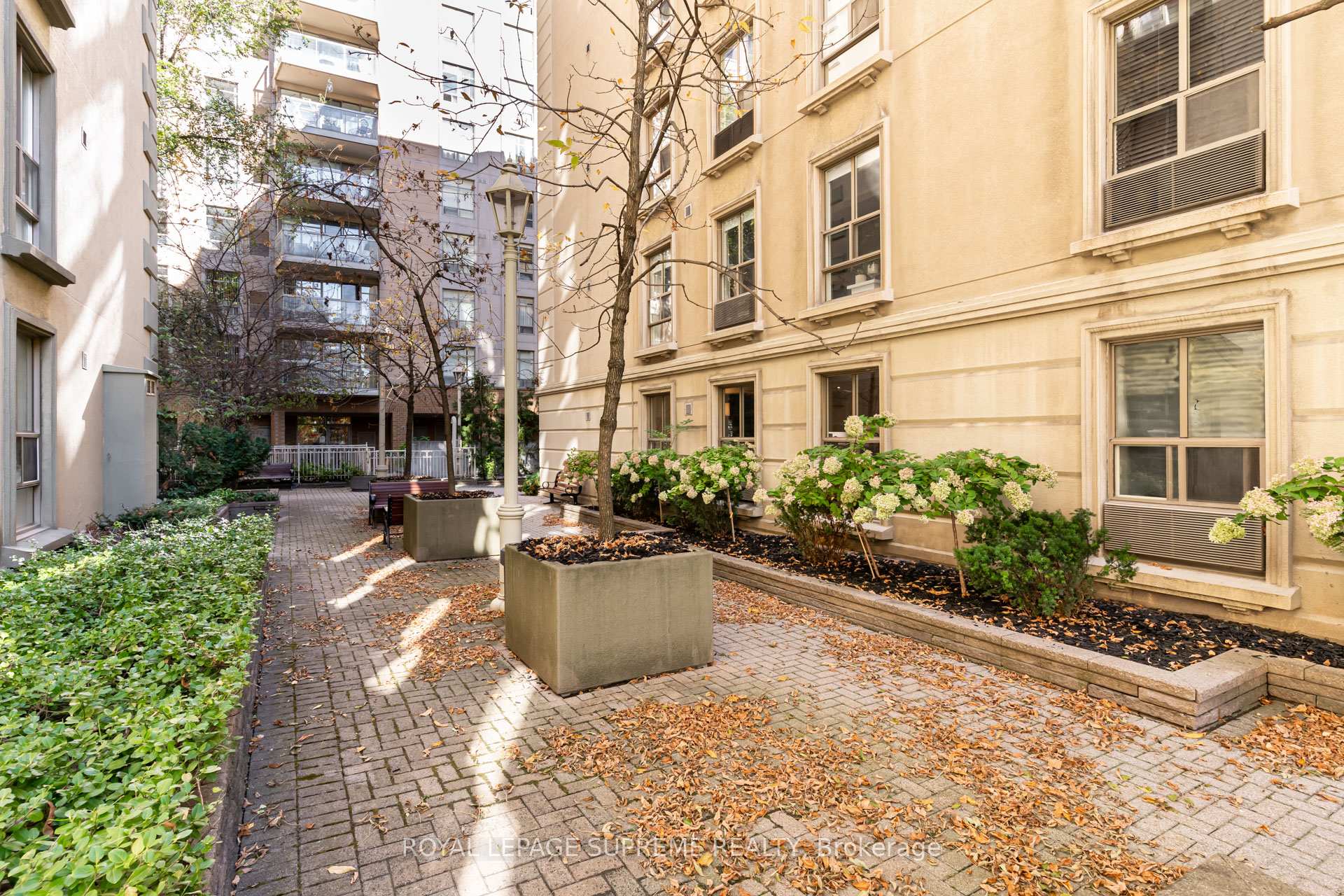 80 Charles Street E 607, Toronto C08 Unit: 607