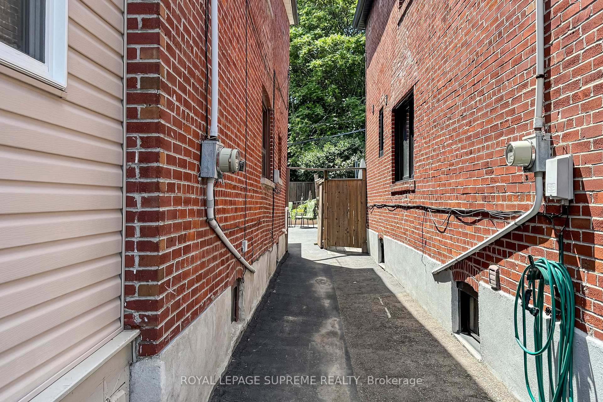 354 W Winona Drive, Toronto C03