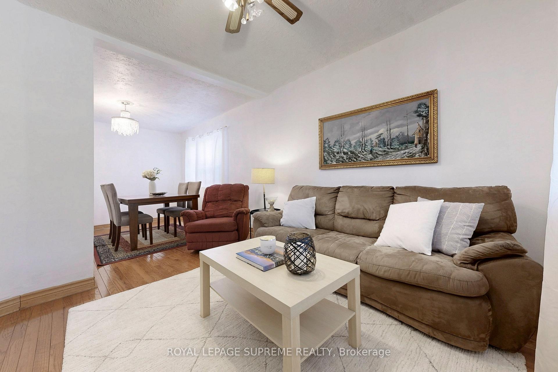 354 W Winona Drive, Toronto C03