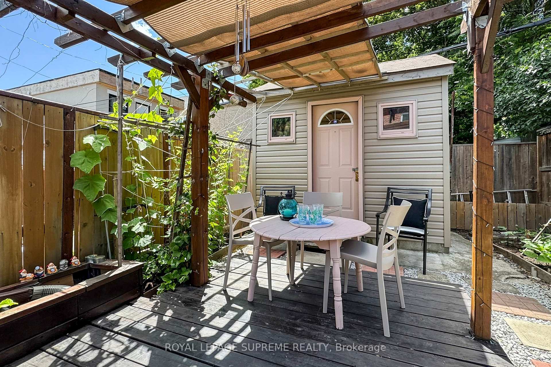 354 W Winona Drive, Toronto C03