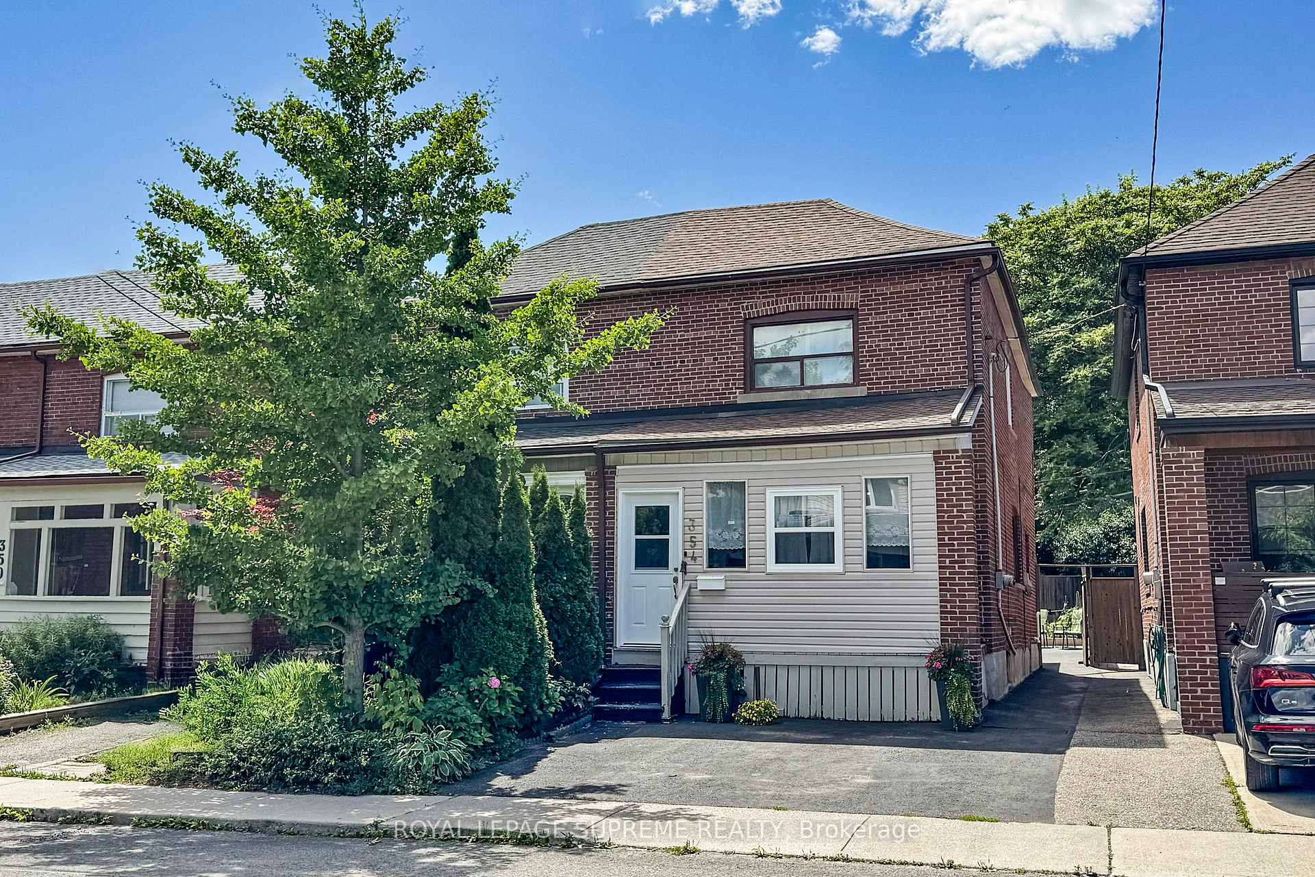 354 W Winona Drive, Toronto C03