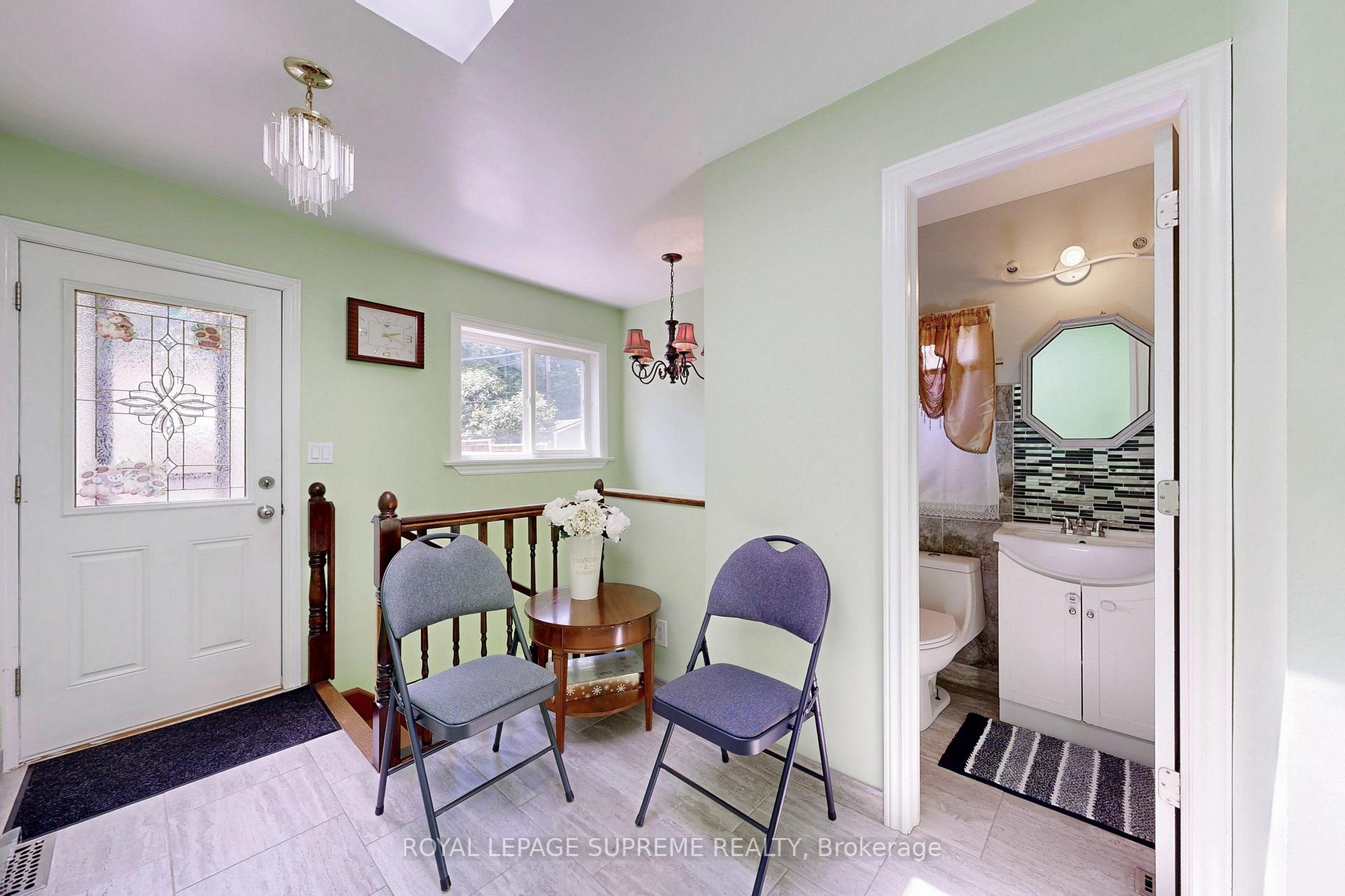 354 Winona Drive, Toronto C03