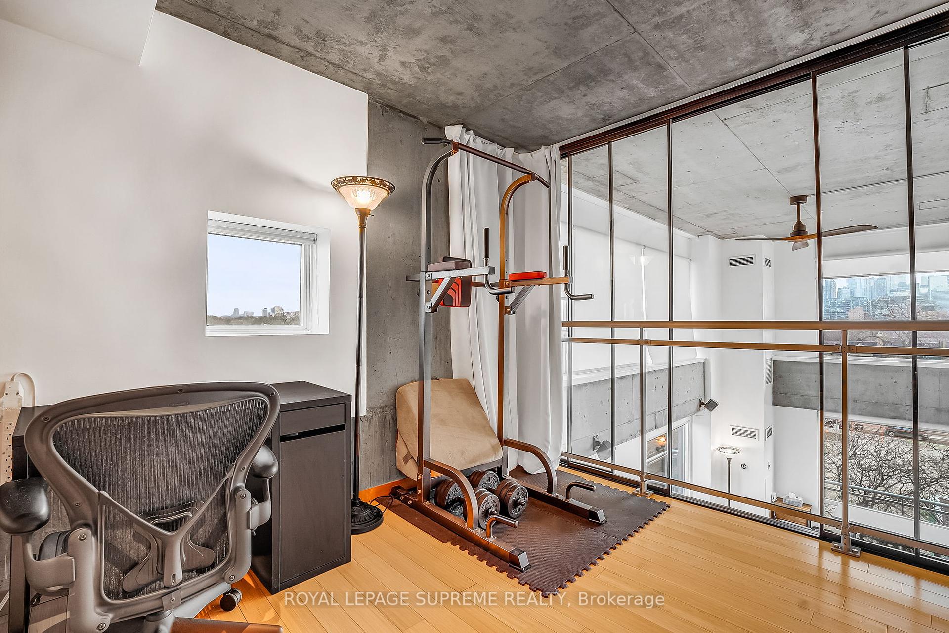 954 King Street W 516