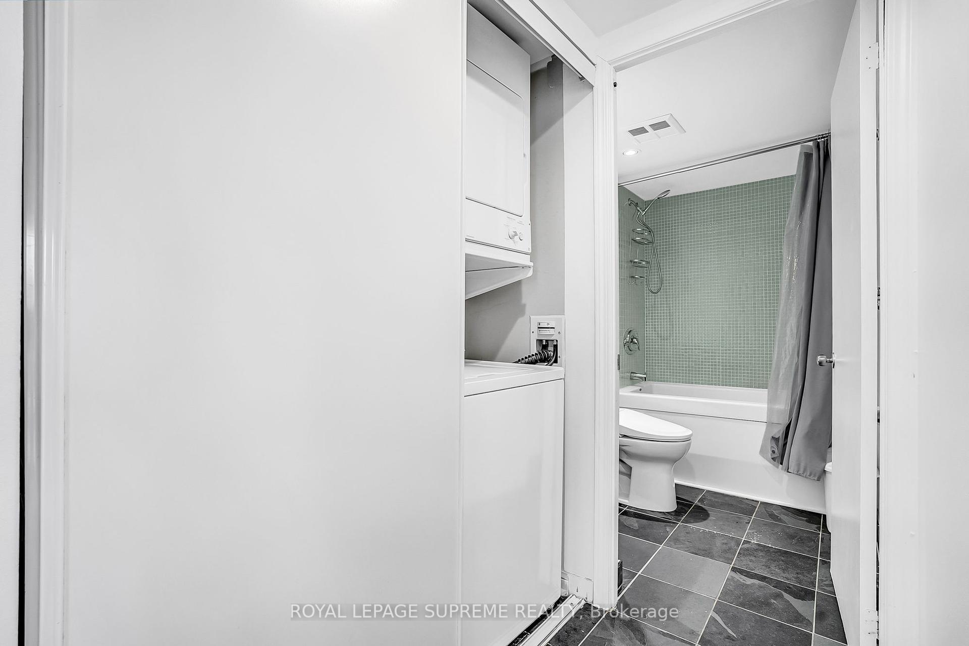 954 King Street W 516