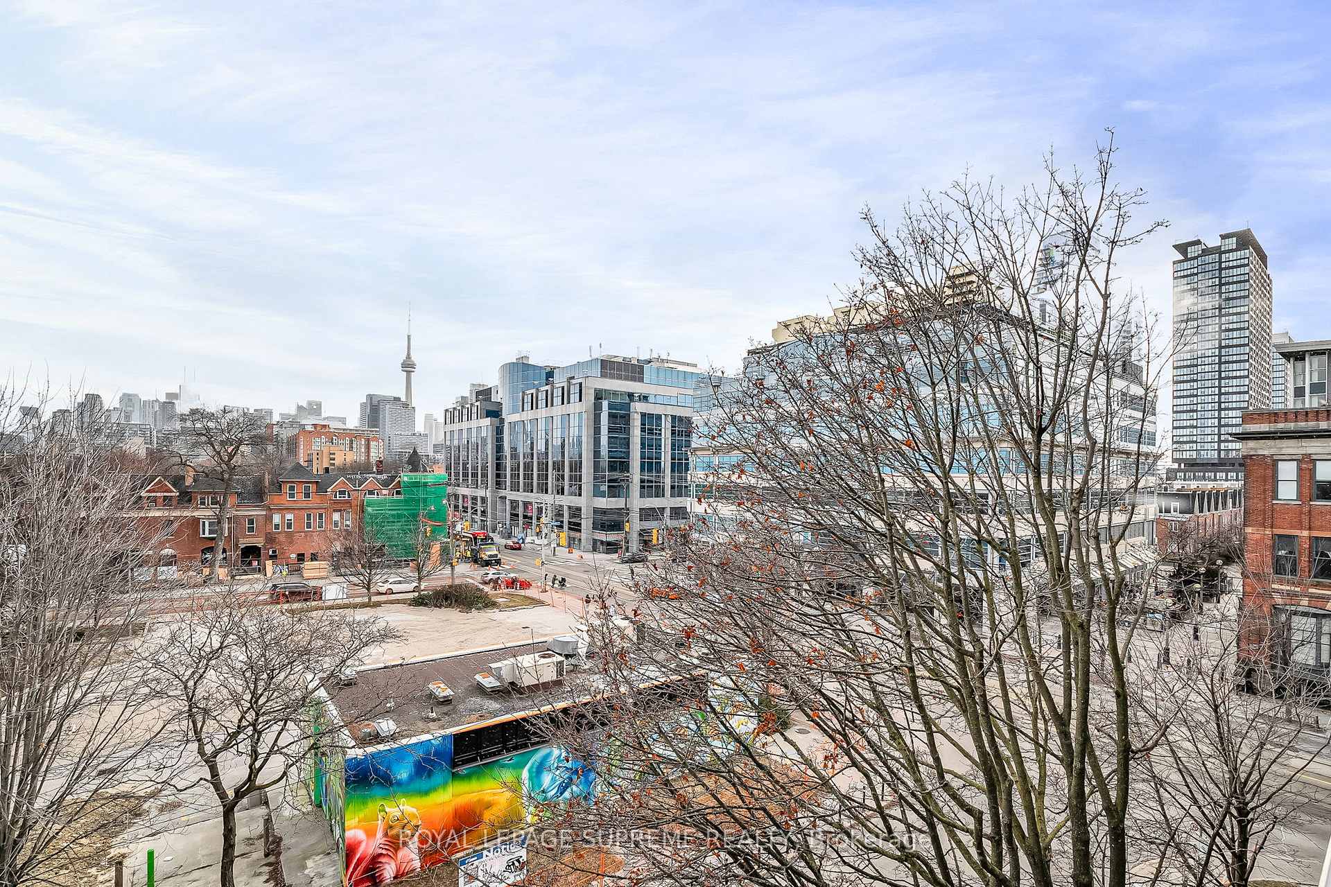 954 King Street W 516