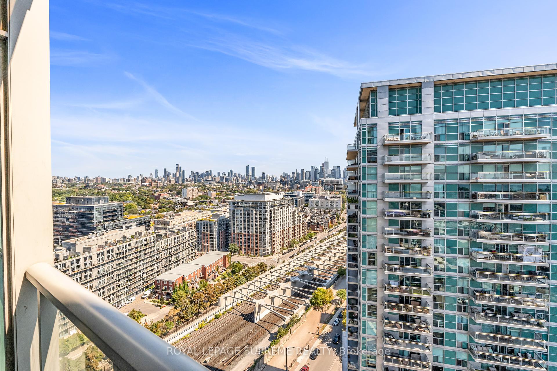 125 Western Battery Road 2305