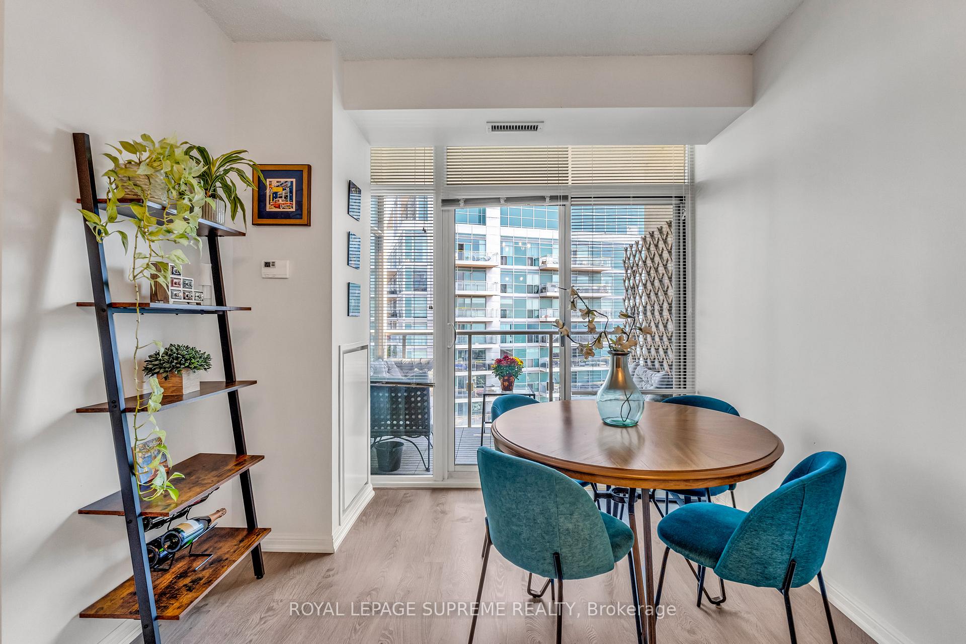 125 Western Battery Road 2305