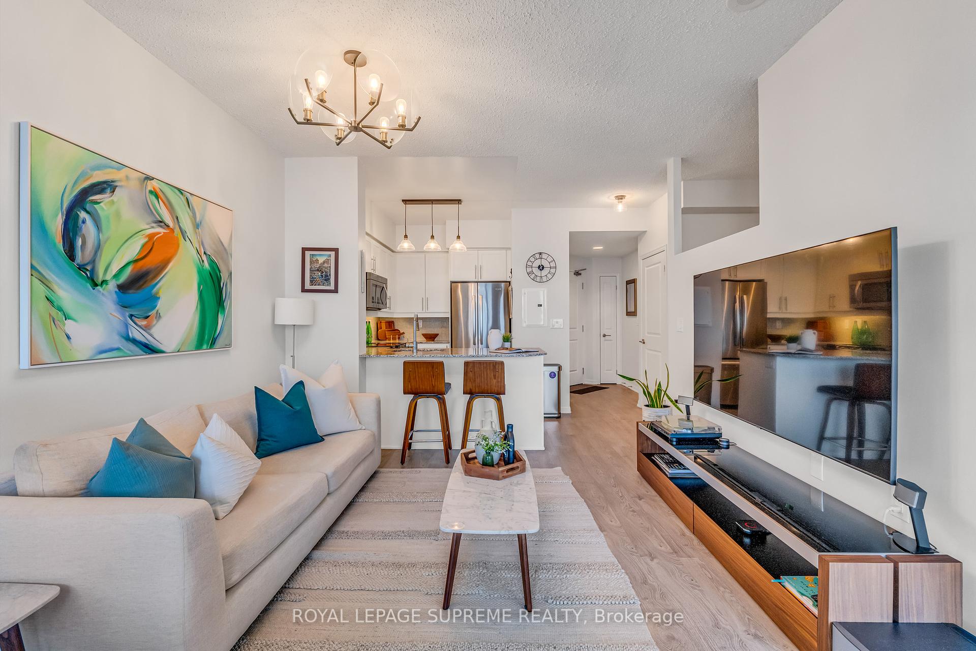125 Western Battery Road 2305