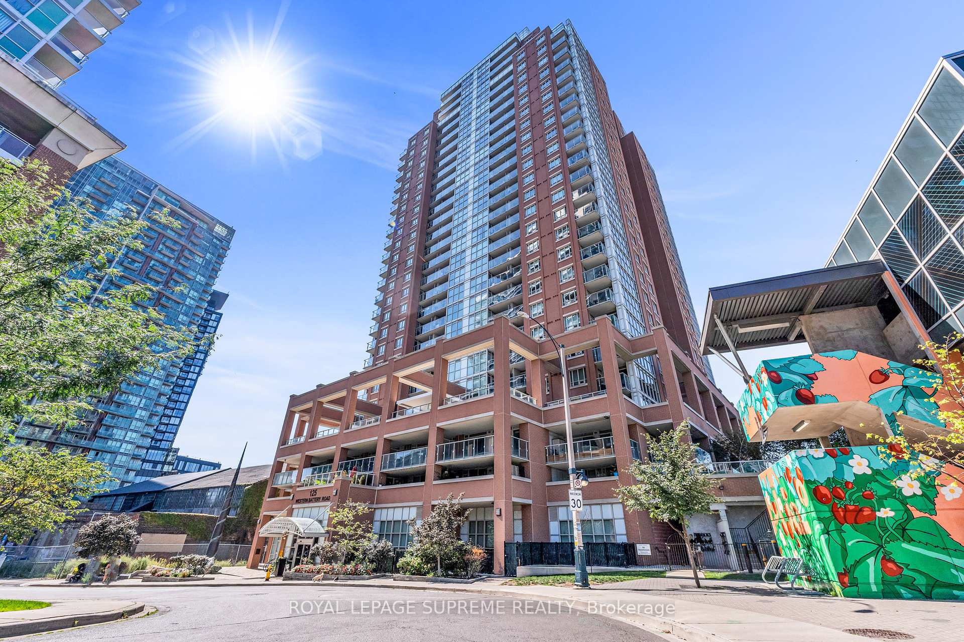 125 Western Battery Road 2305