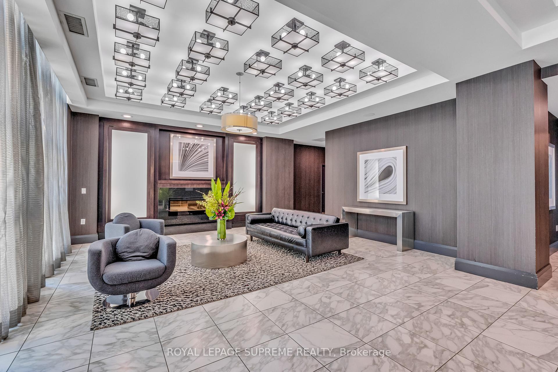 125 Western Battery Road 2305