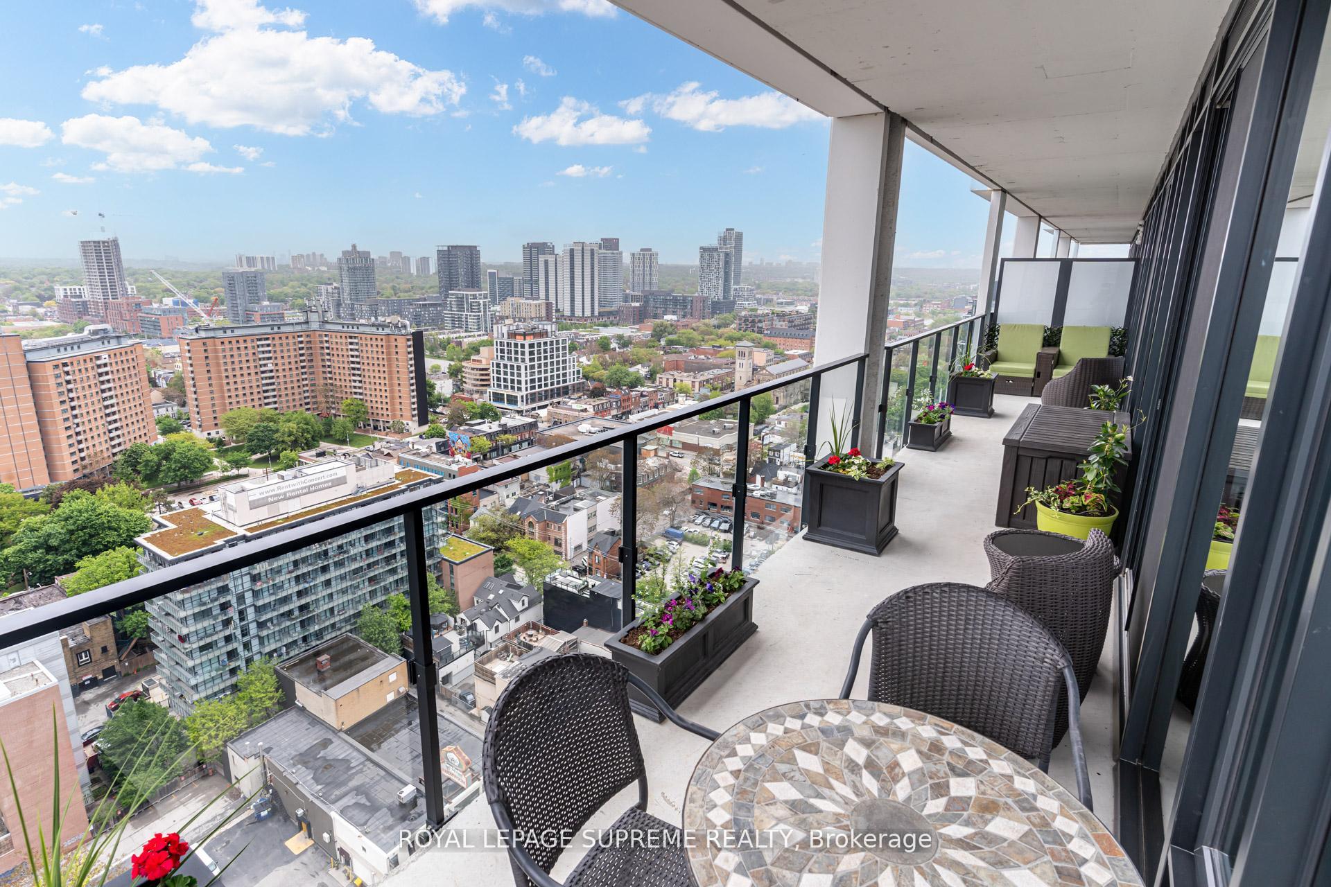 55 Ontario Street 2406