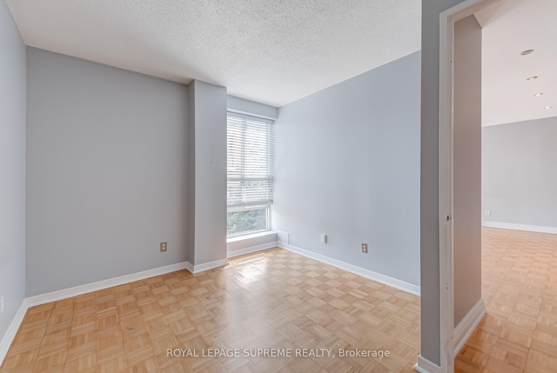 80 Charles Street E 607