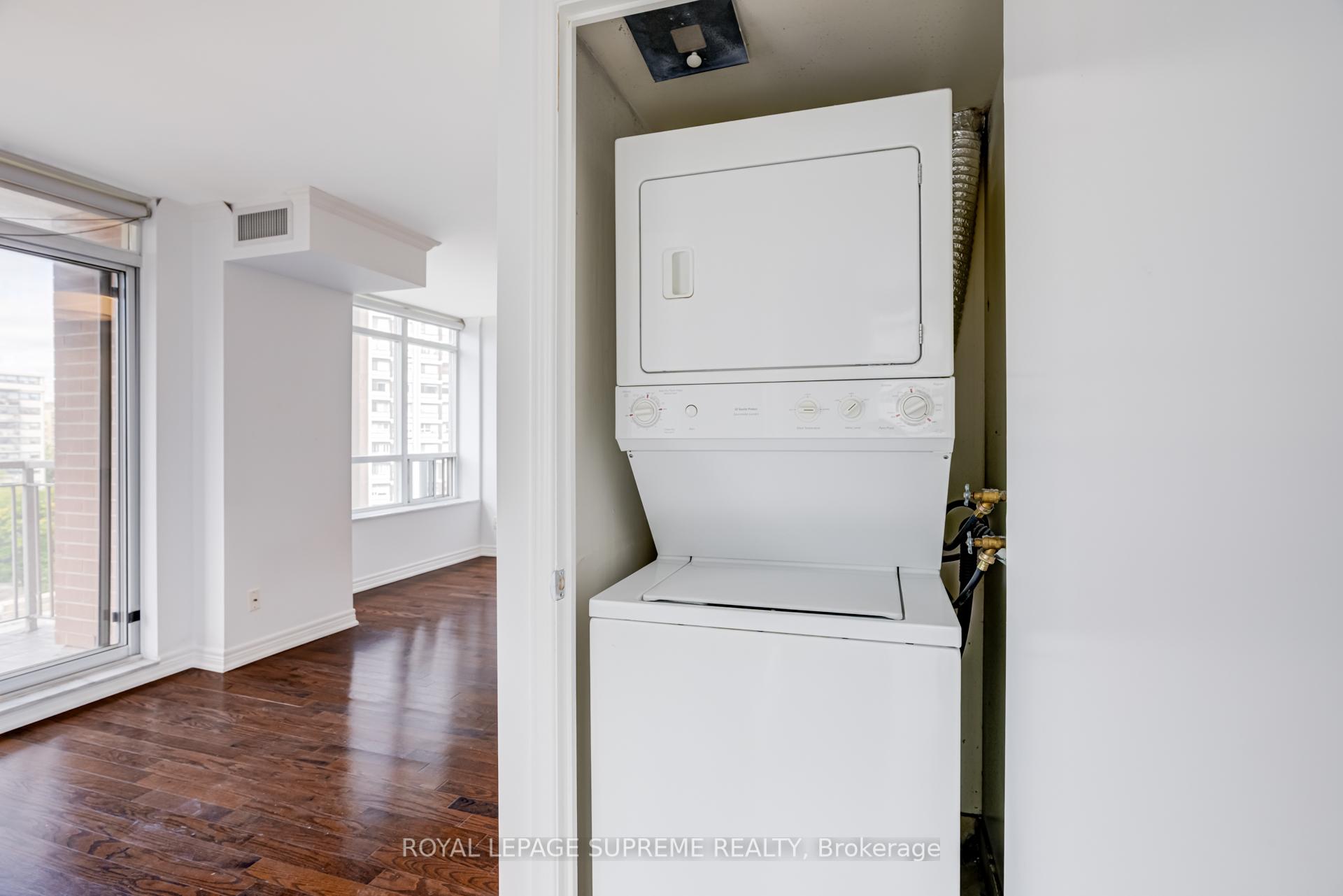 60 St Clair Avenue W 1107