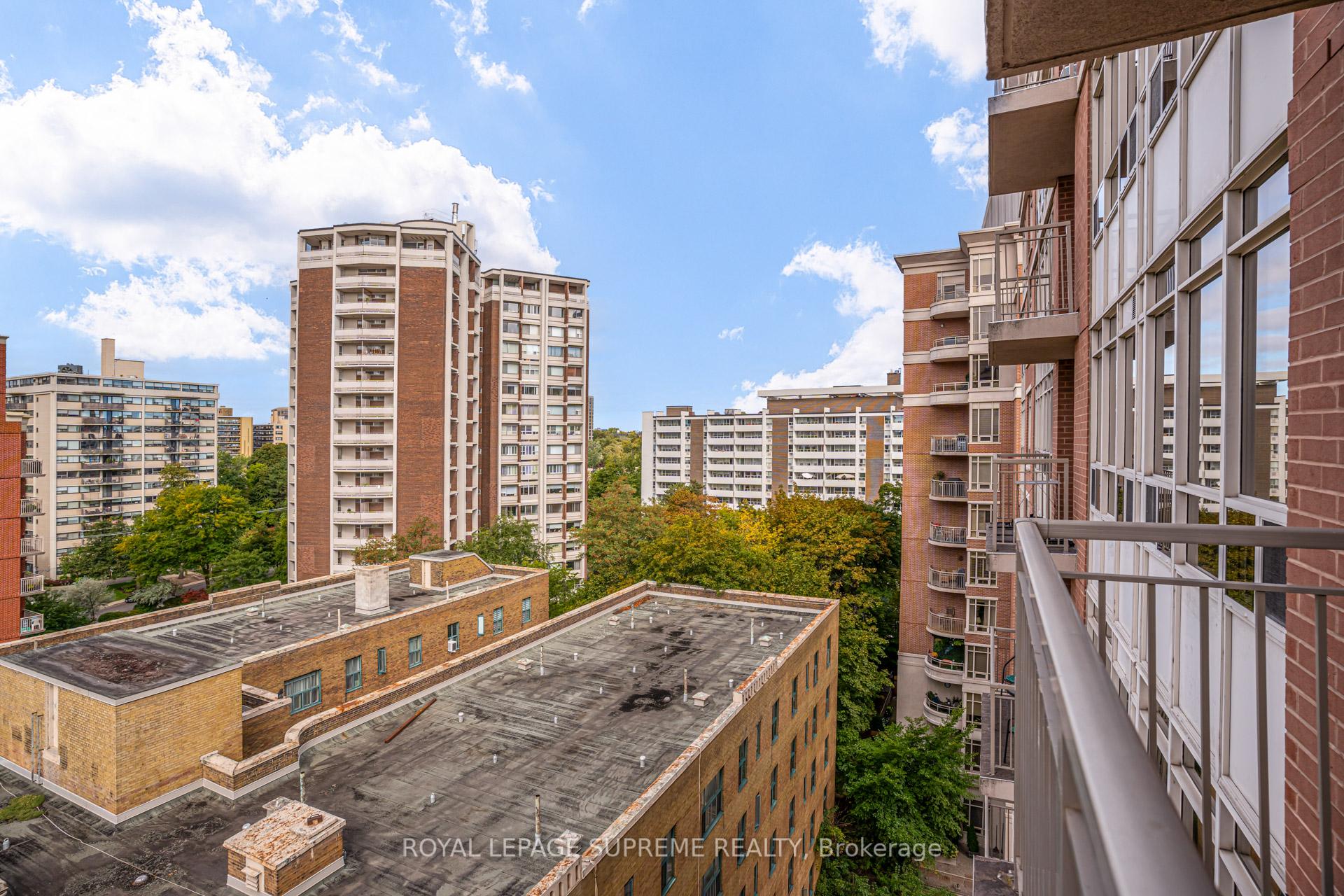 60 St Clair Avenue W 1107