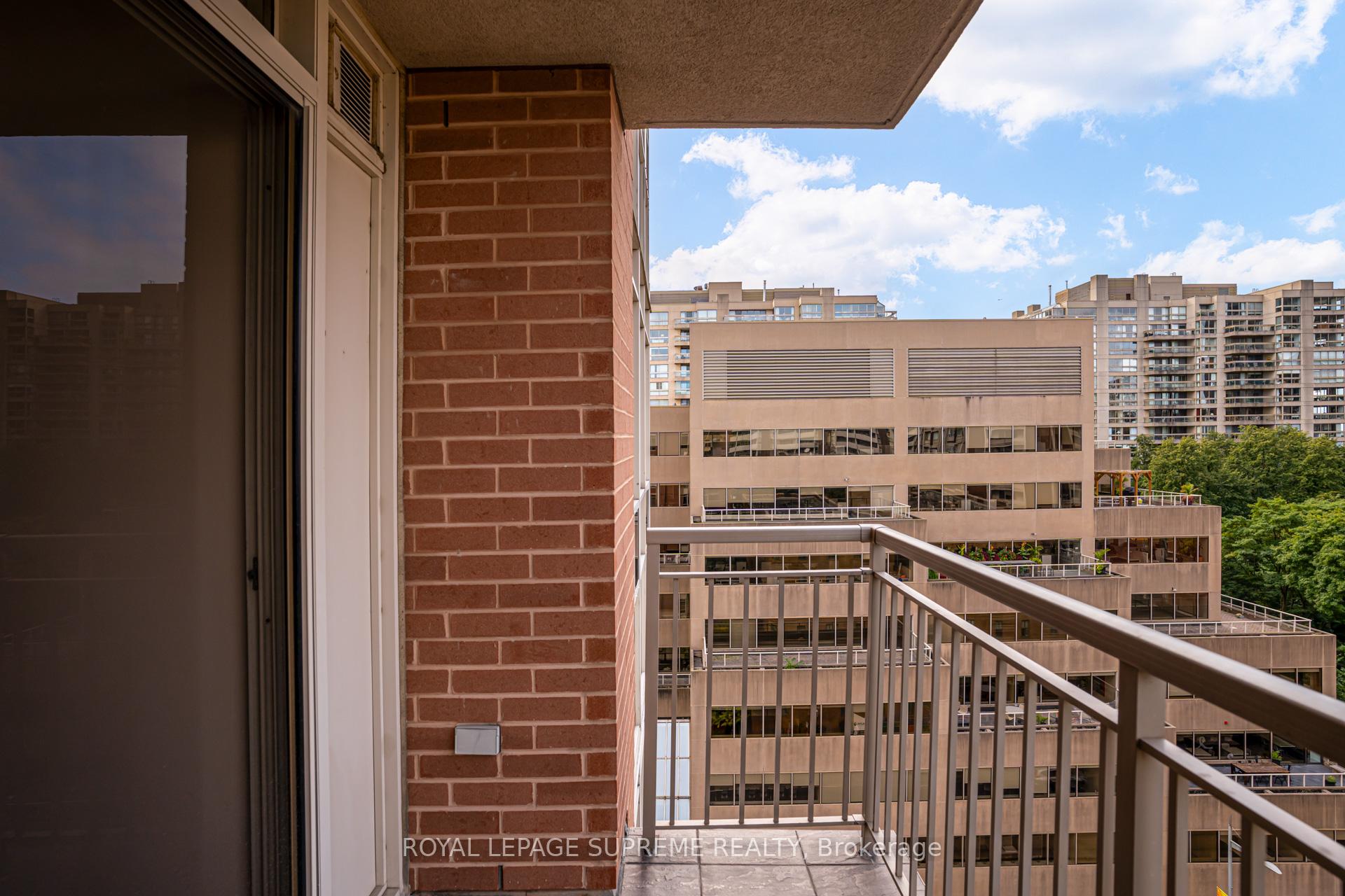 60 St Clair Avenue W 1107