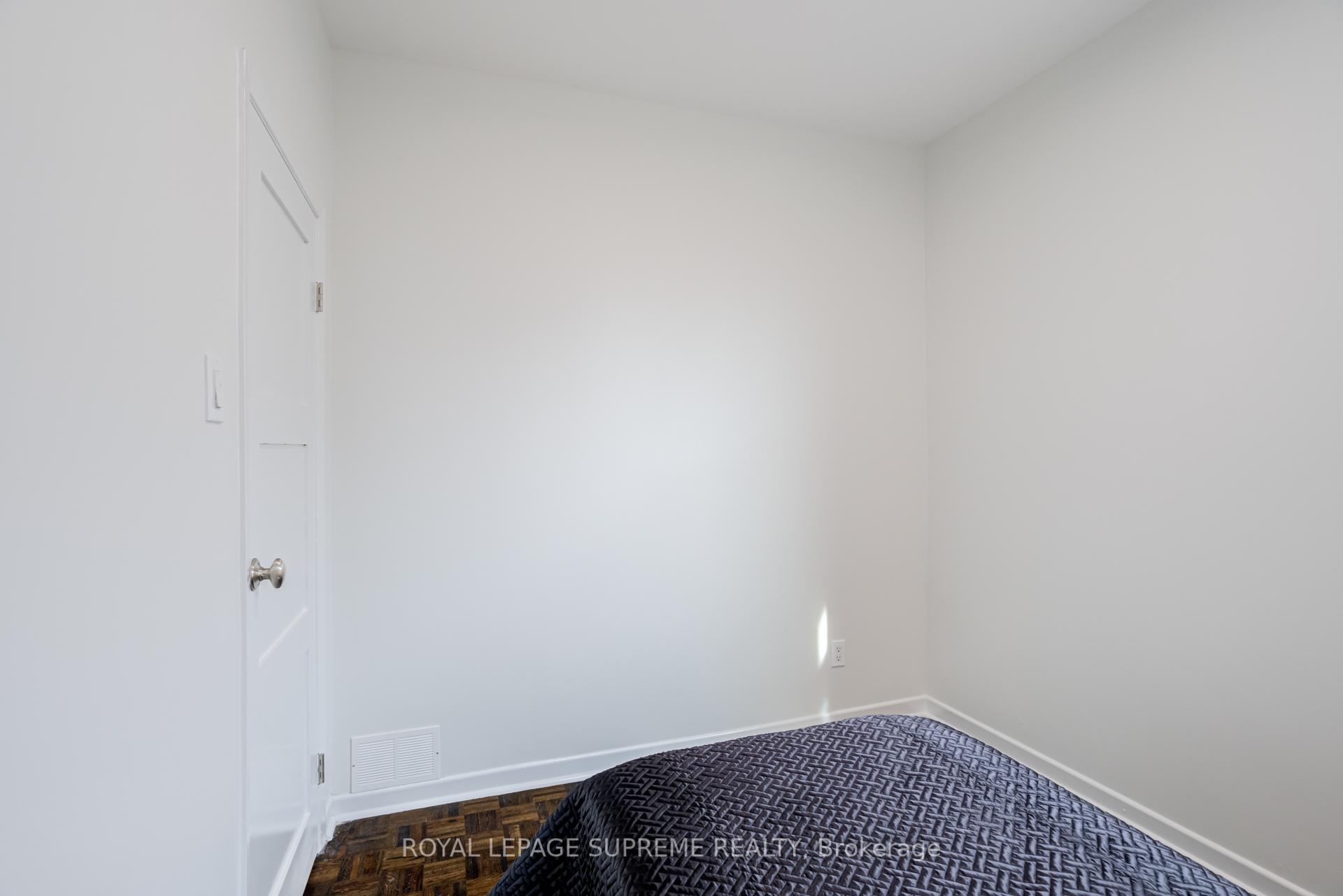 216 Palmerston Avenue