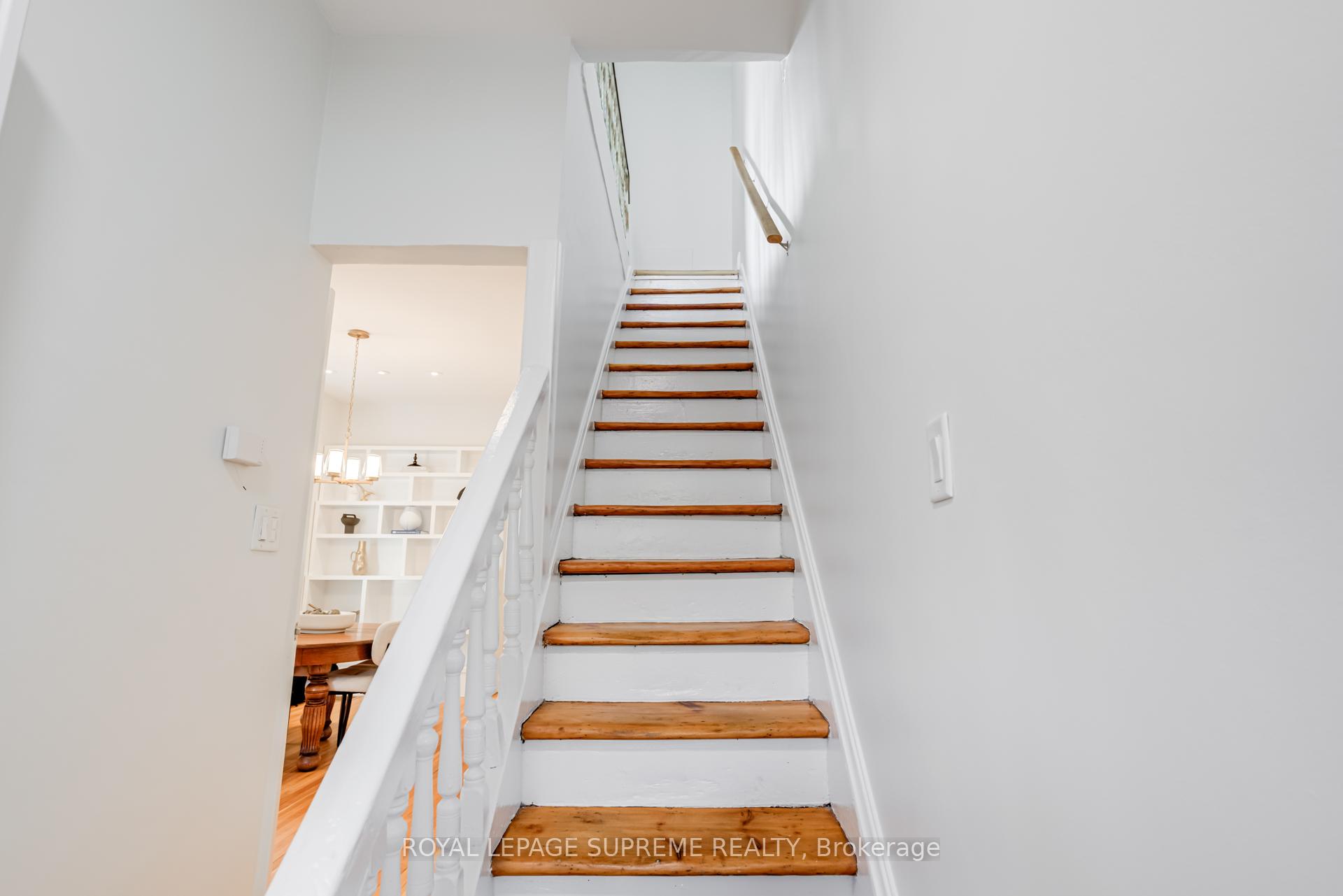 216 Palmerston Avenue