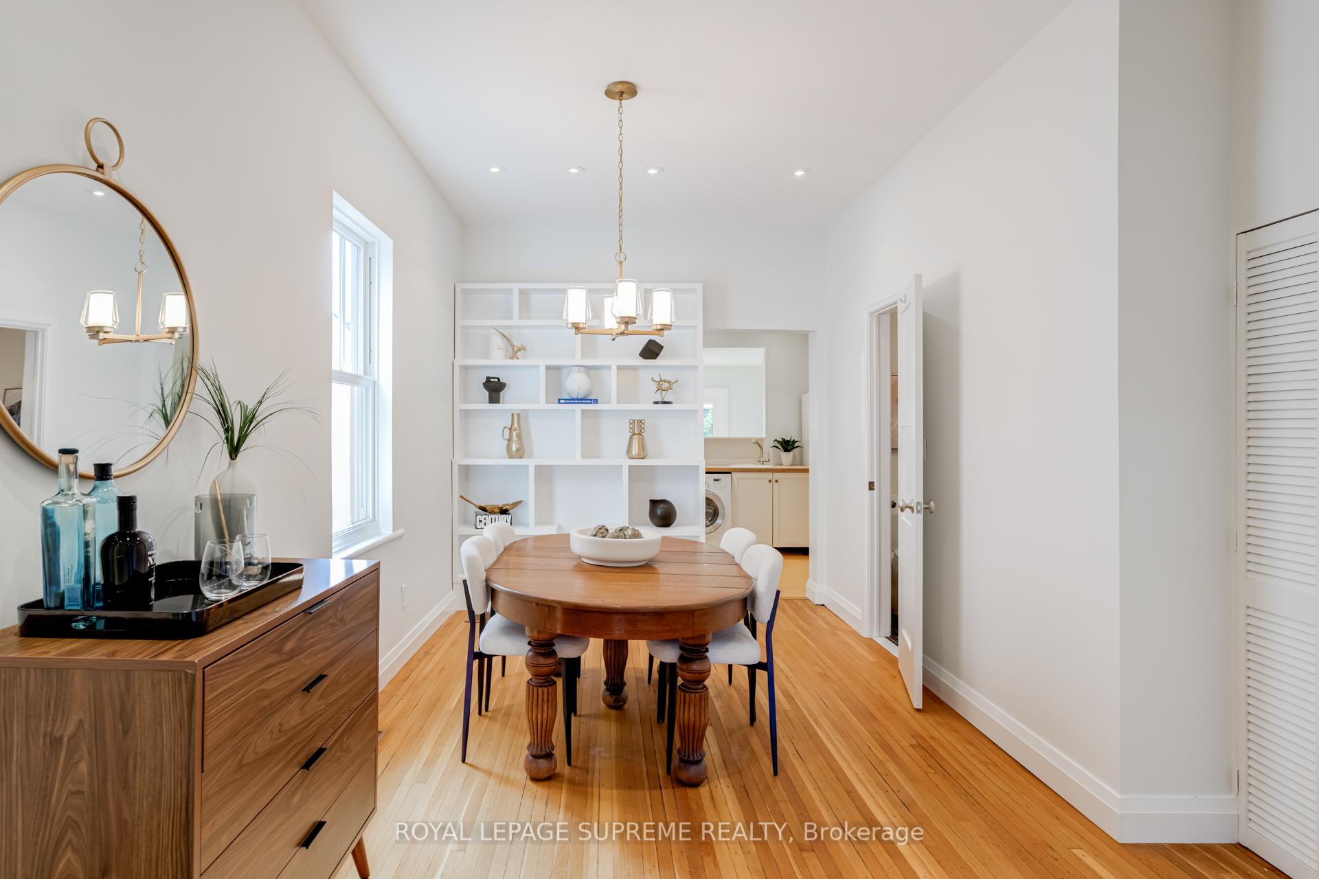 216 Palmerston Avenue