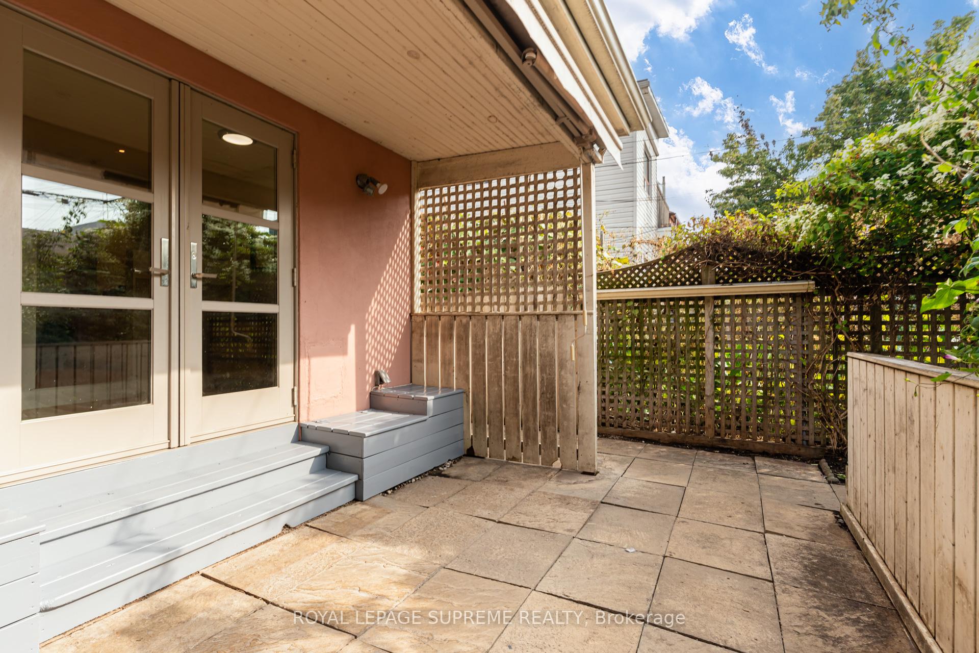216 Palmerston Avenue