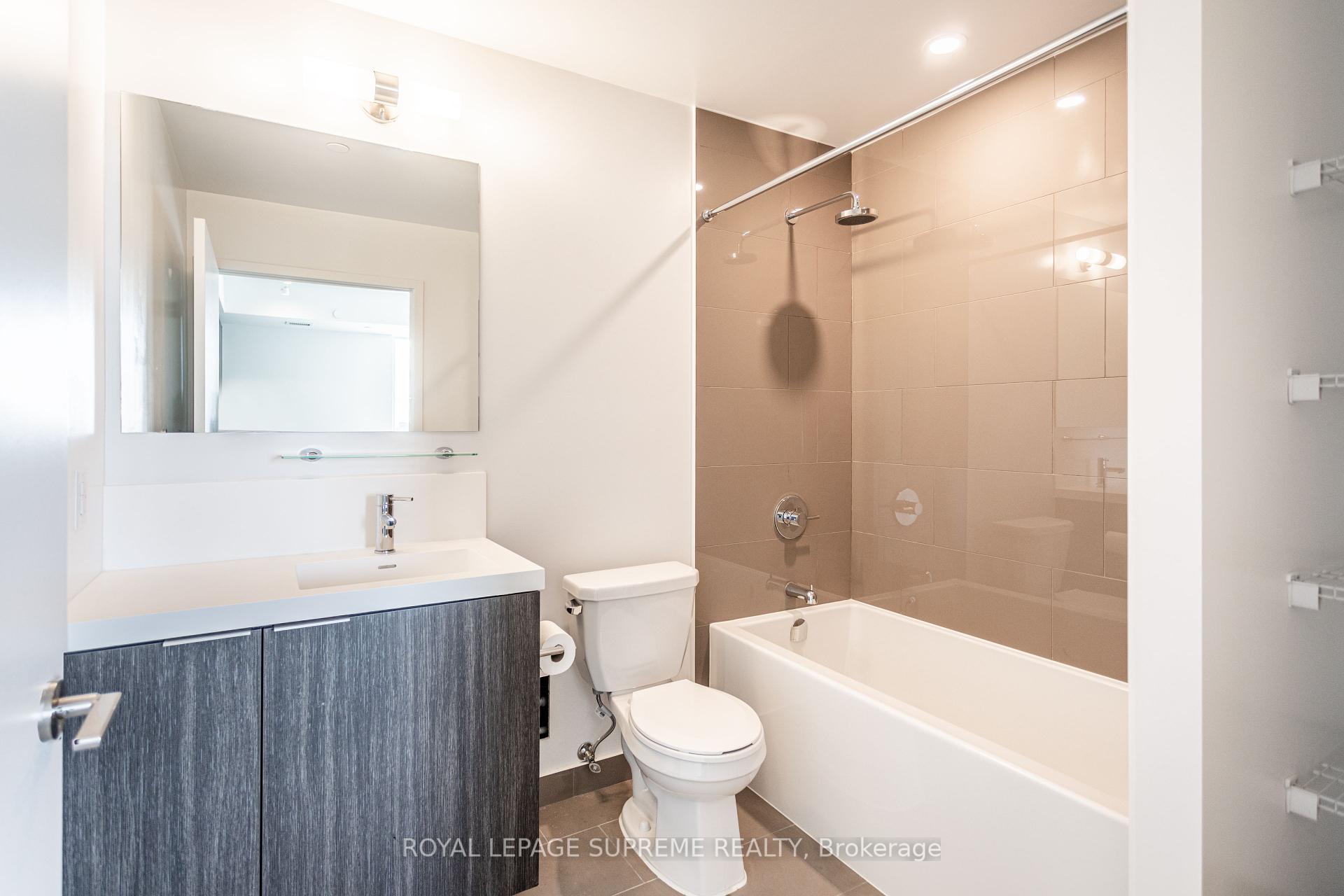 34 Tubman Avenue 810