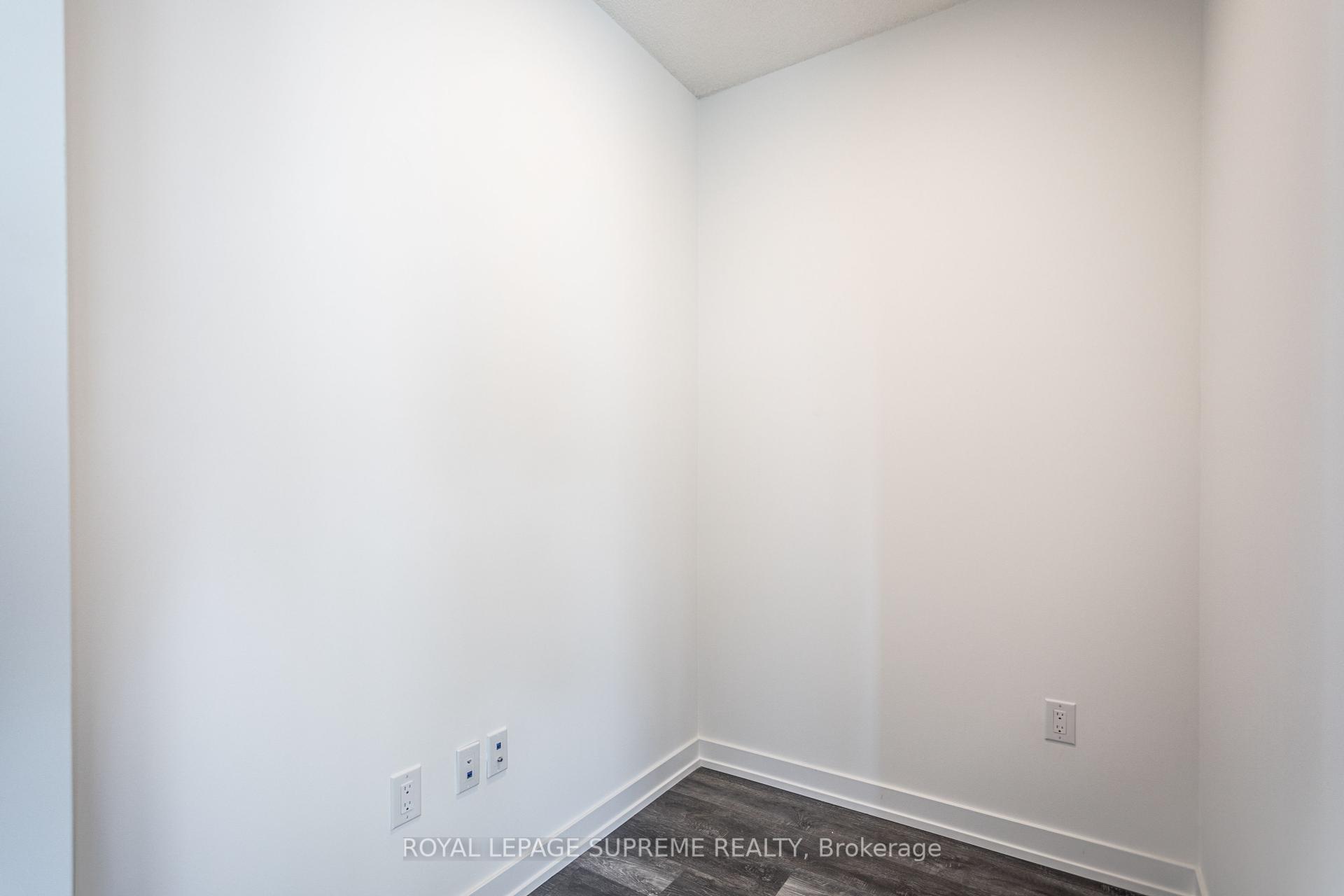 34 Tubman Avenue 810