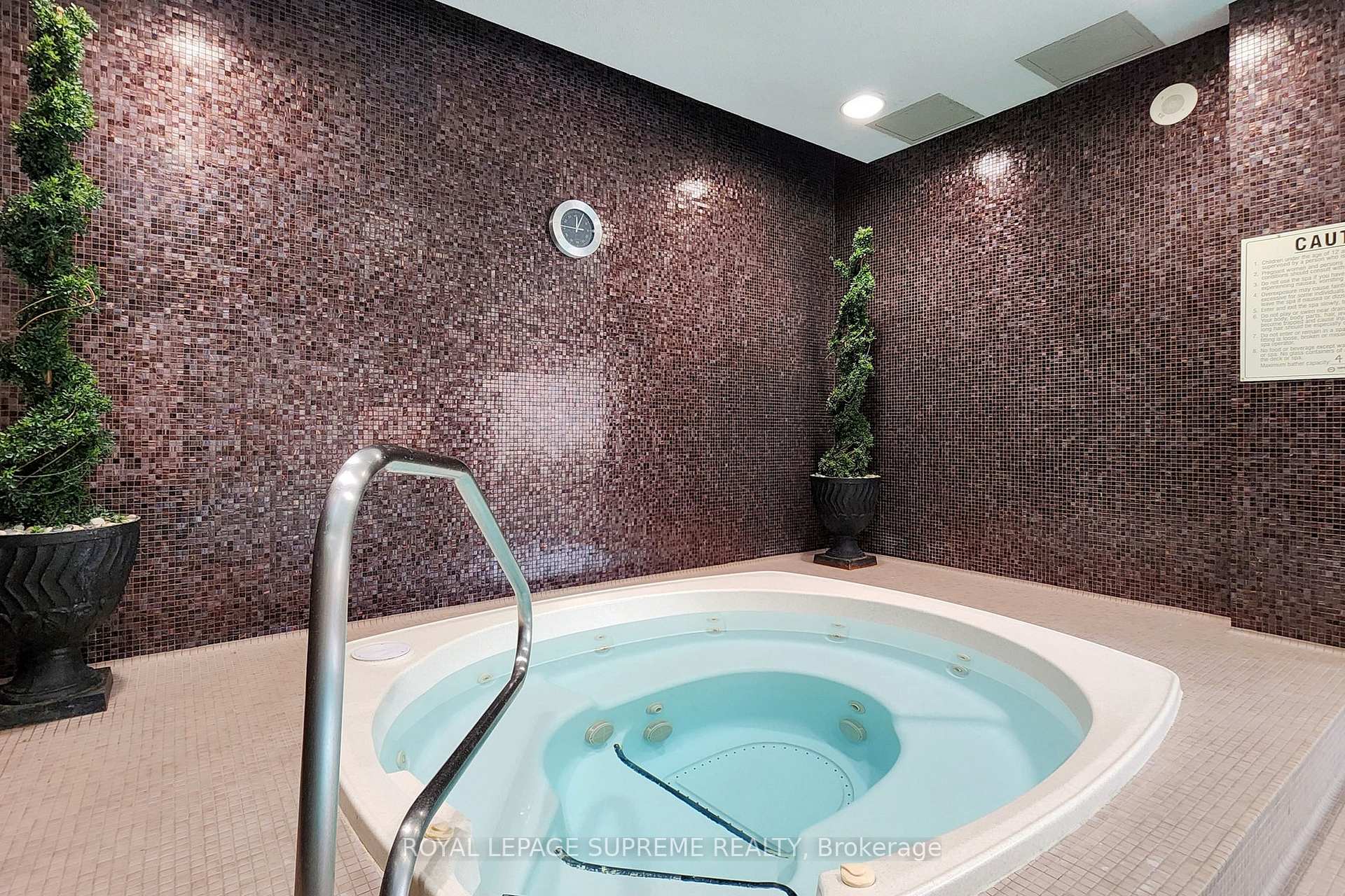 18 Kenaston Gardens 615