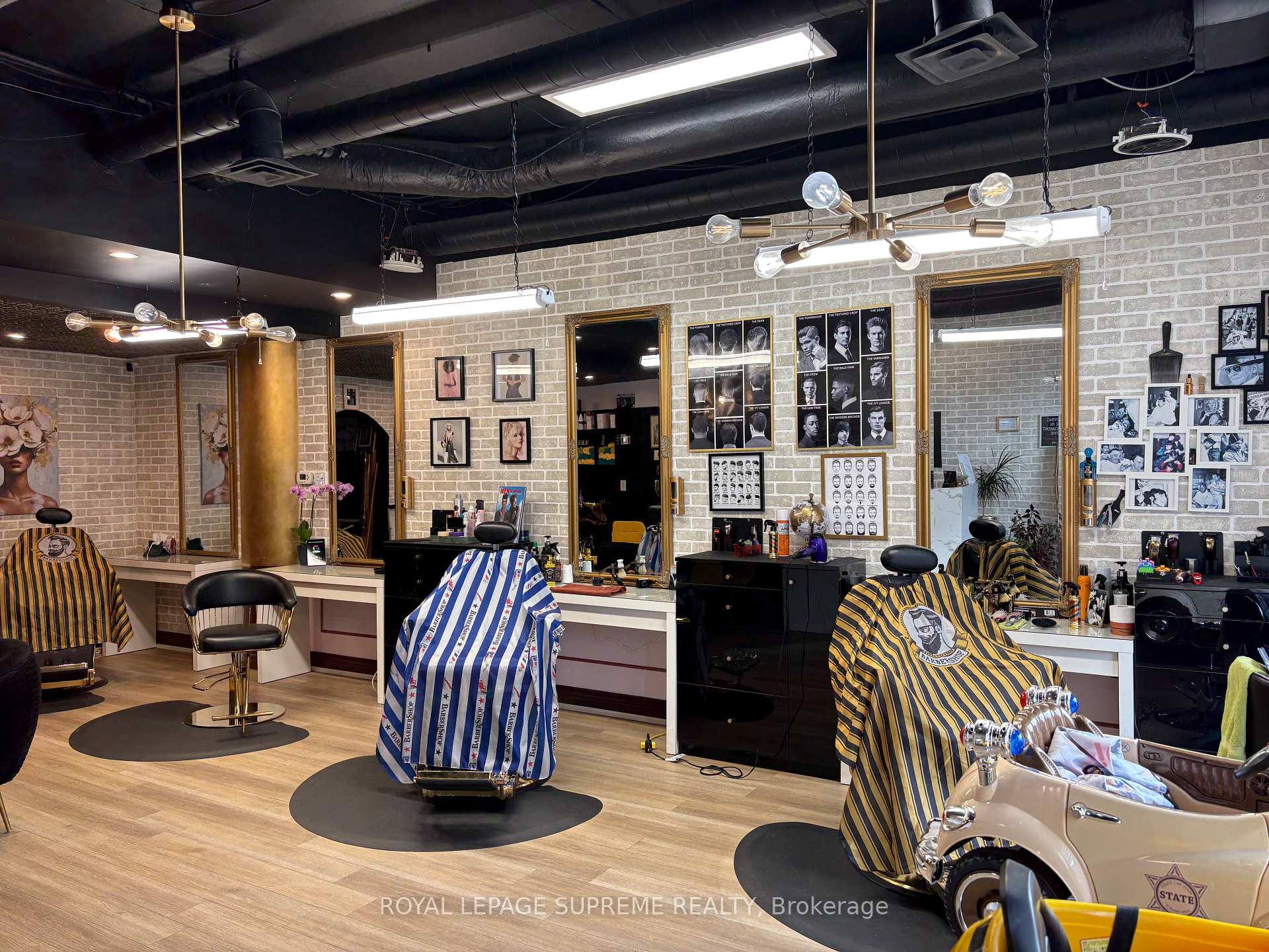 2721 Yonge Street, Toronto C04