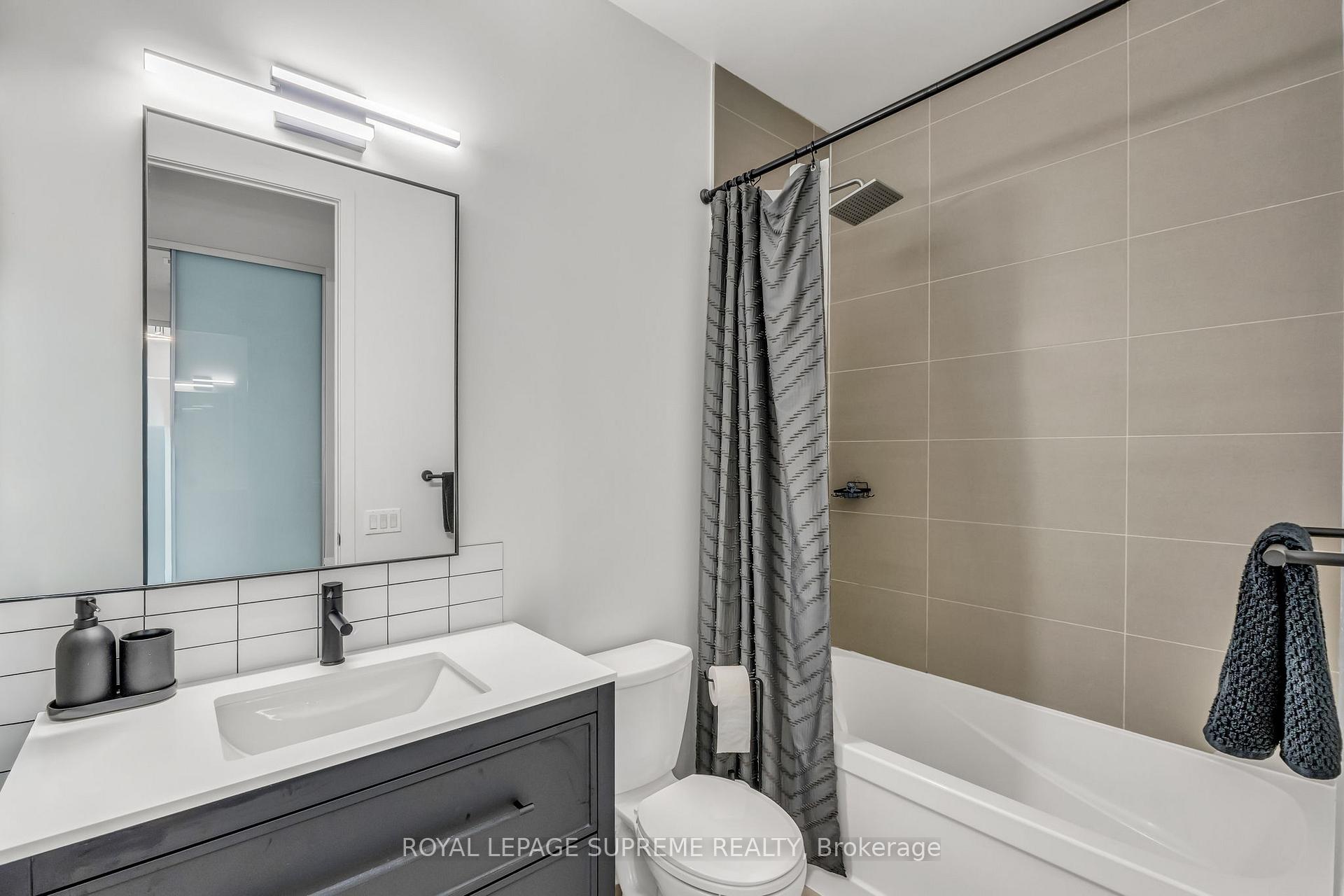111 St Clair Avenue W 604, Toronto C02 Unit: 604