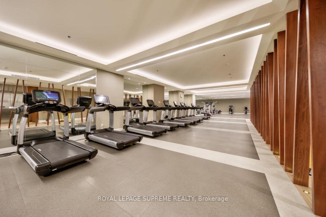111 St Clair Avenue W 604, Toronto C02 Unit: 604