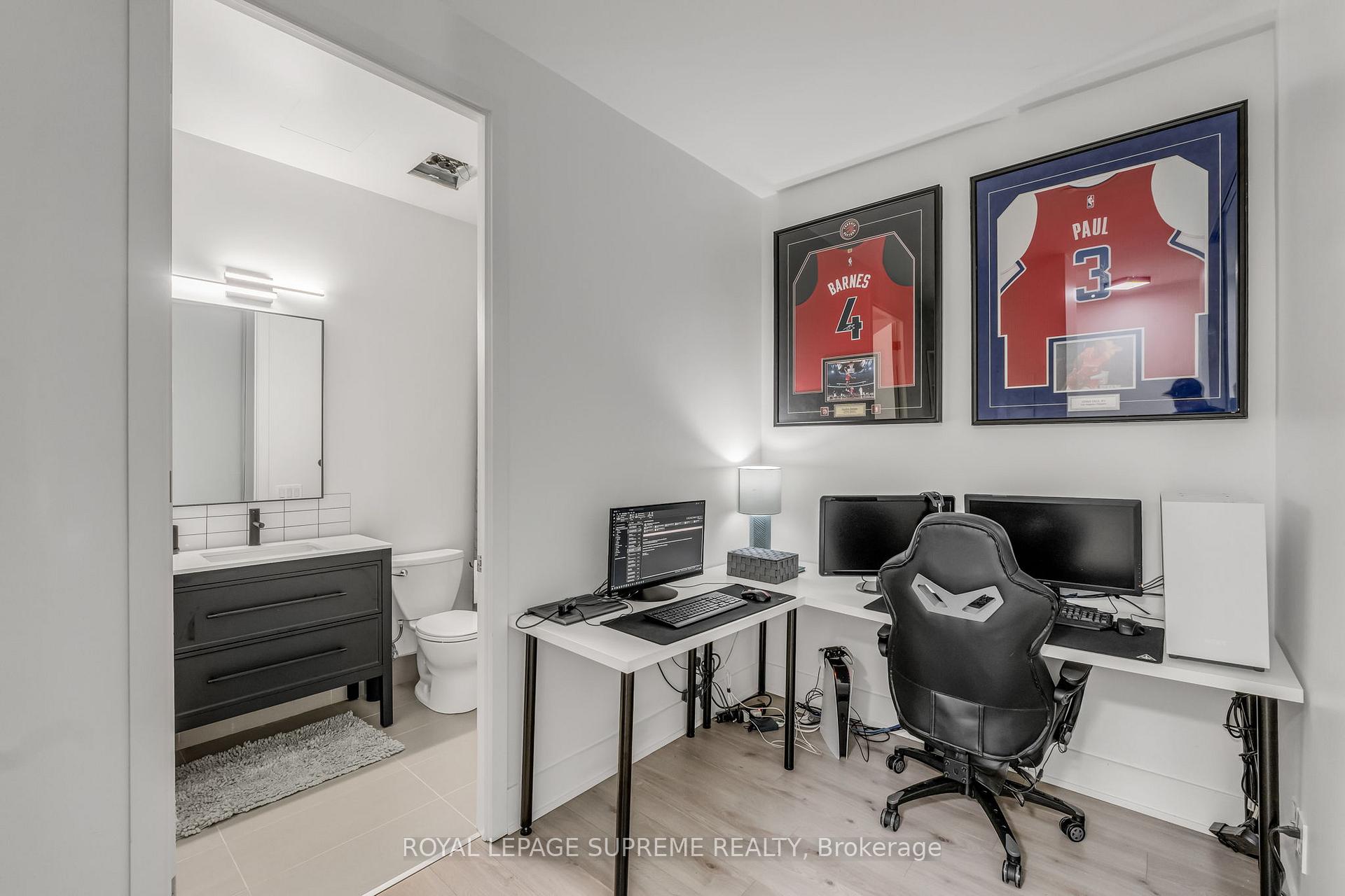 111 St Clair Avenue W 604, Toronto C02 Unit: 604