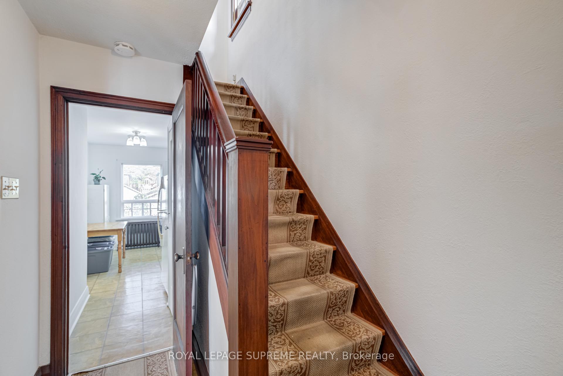 152 Parkhurst Boulevard, Toronto C11