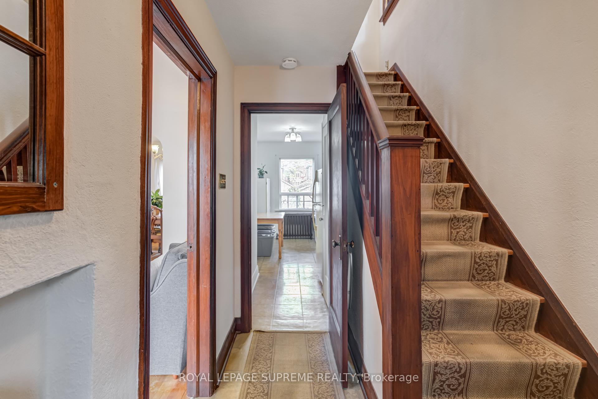 152 Parkhurst Boulevard, Toronto C11