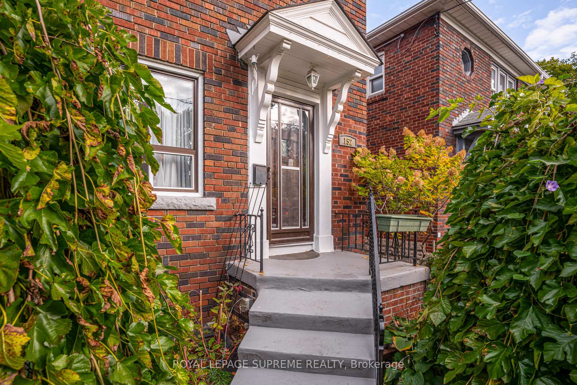 152 Parkhurst Boulevard, Toronto C11