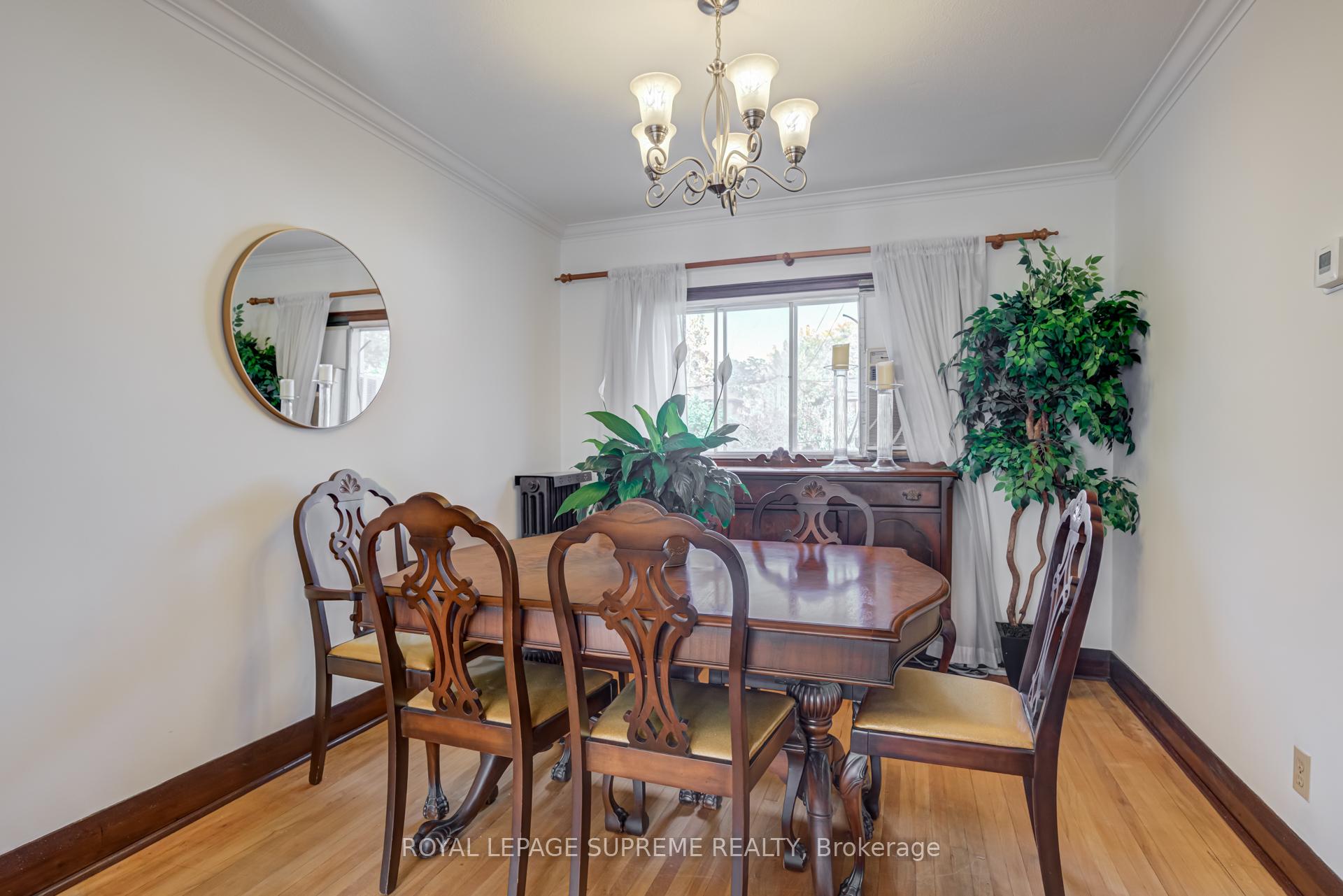 152 Parkhurst Boulevard, Toronto C11