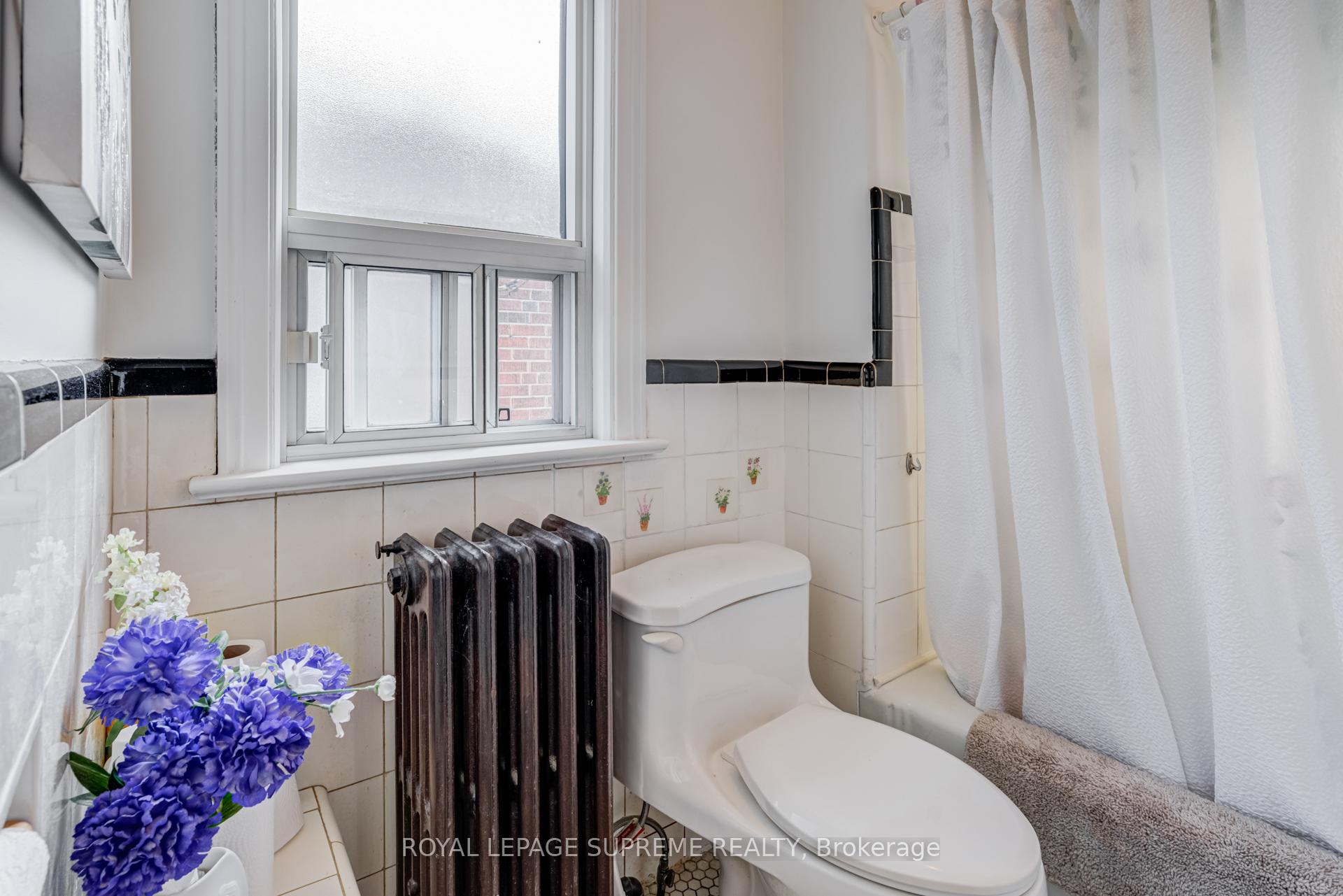 152 Parkhurst Boulevard, Toronto C11
