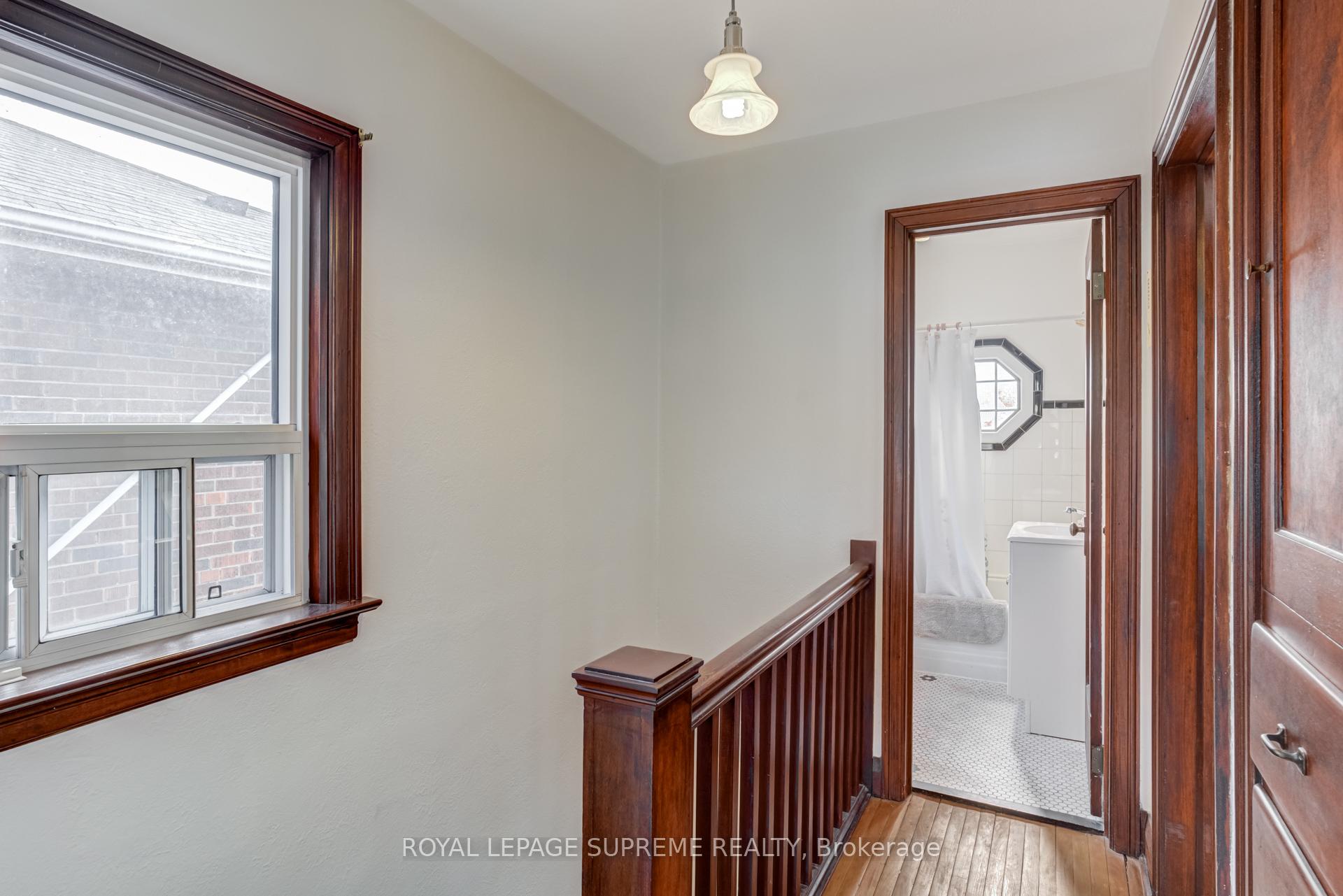 152 Parkhurst Boulevard, Toronto C11