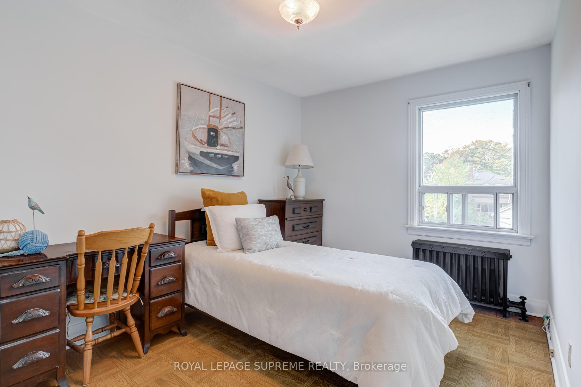 152 Parkhurst Boulevard, Toronto C11